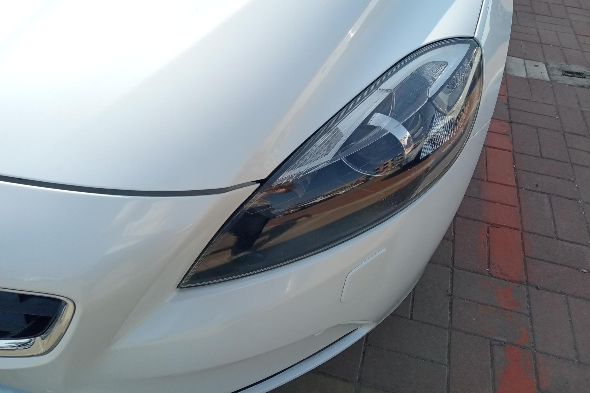 Volvo V40 2016 T4