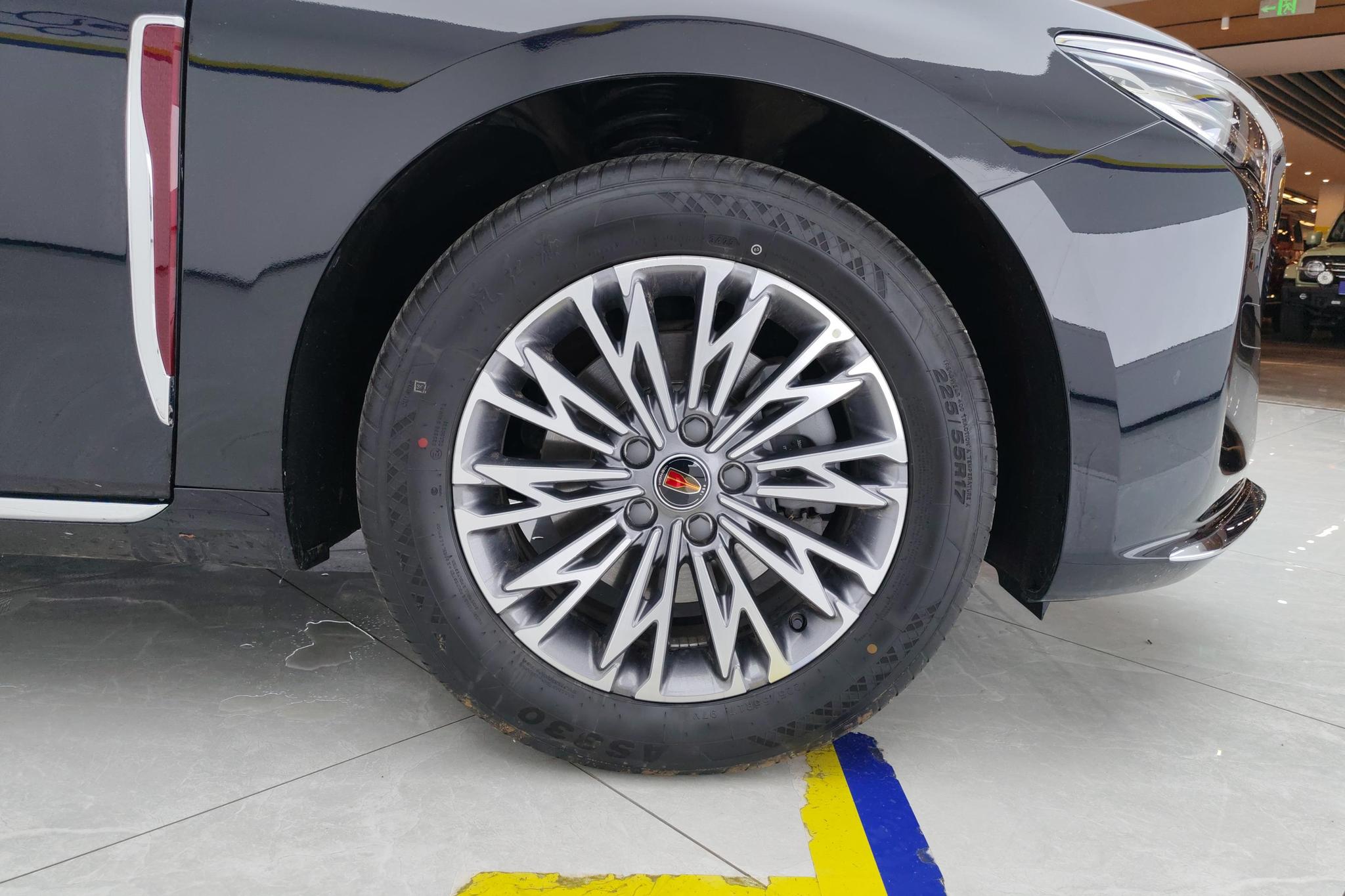 Hongqi H5 2025 1.5T DCT