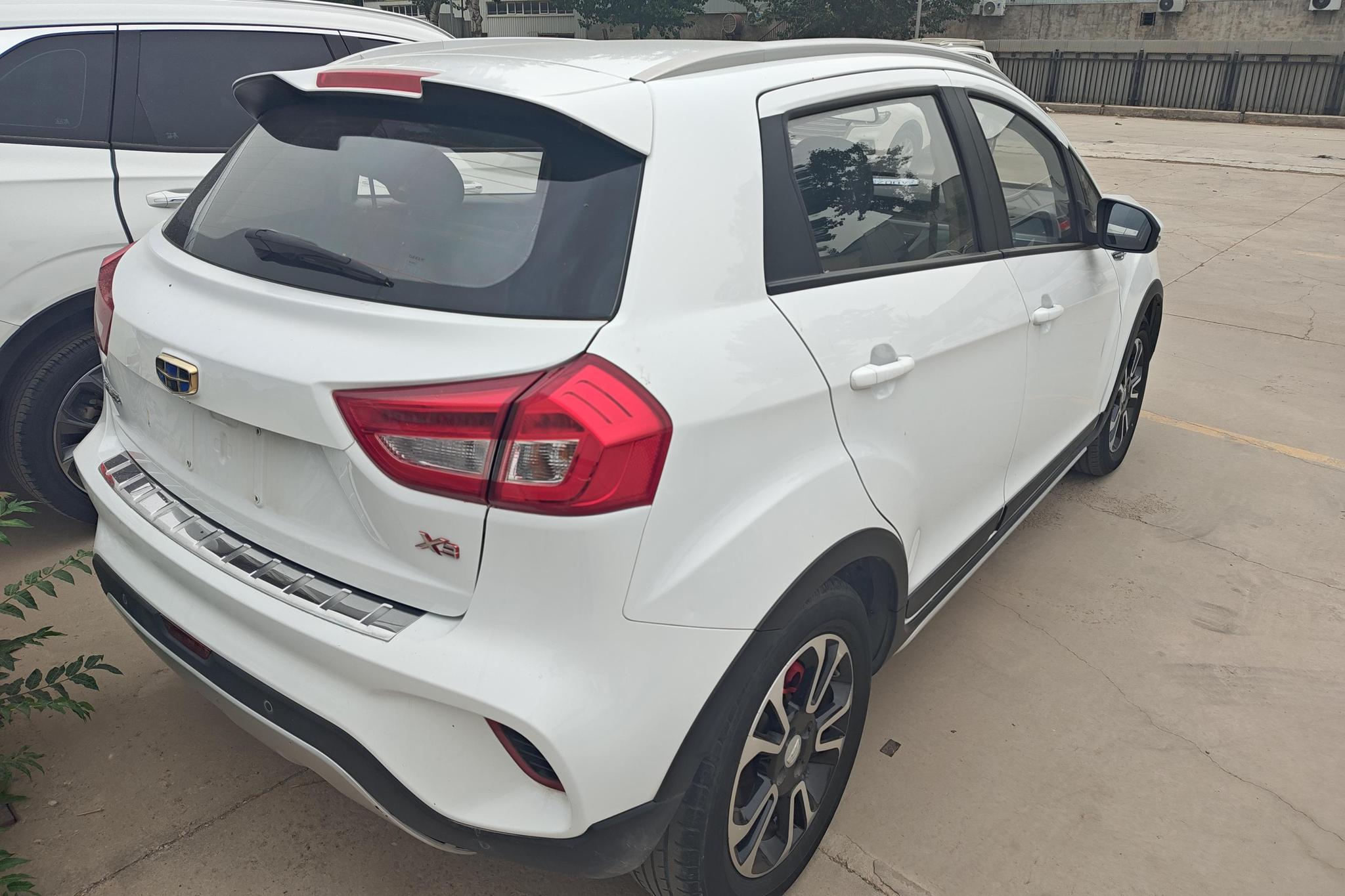 Geely Vision X3 X3 2017 1.5L MT Luxury