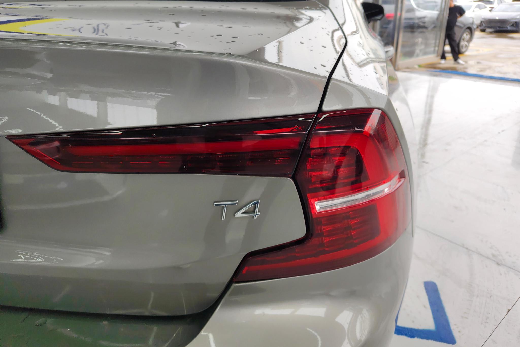 Volvo S60 2021 T4 Luxury