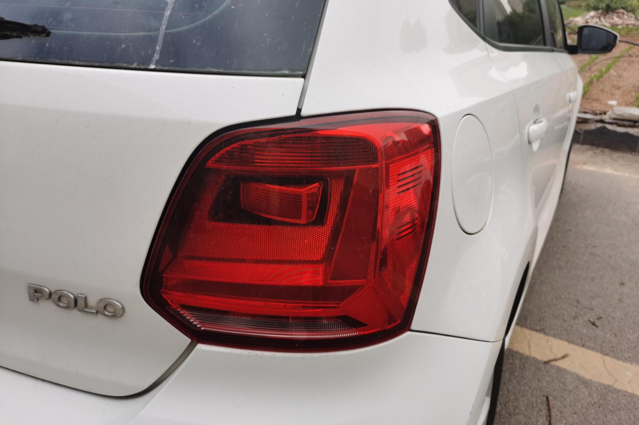 Volkswagen Polo 2014 1.4L MT Comfort