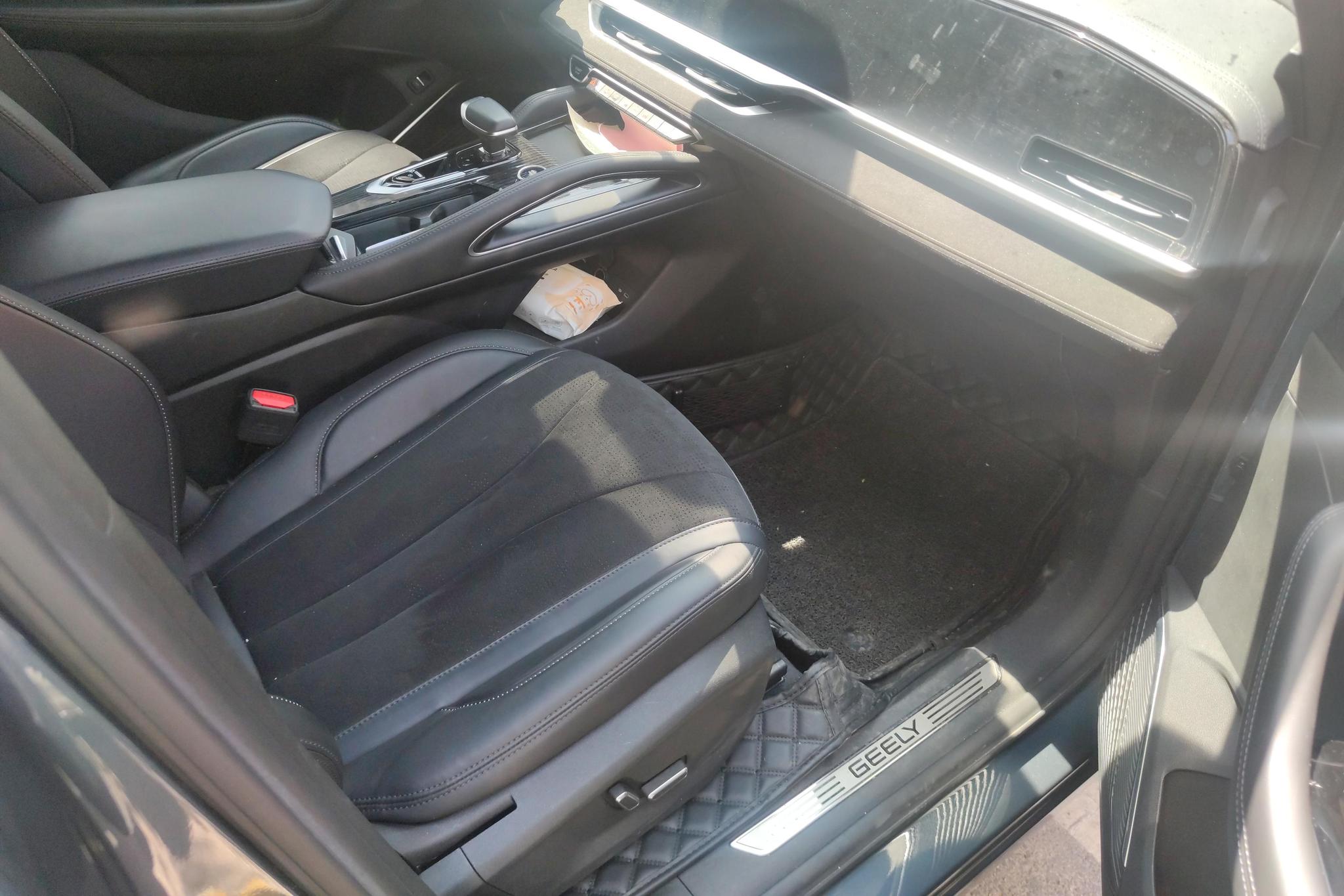 Geely Monjaro L 2024 2.0TD AT