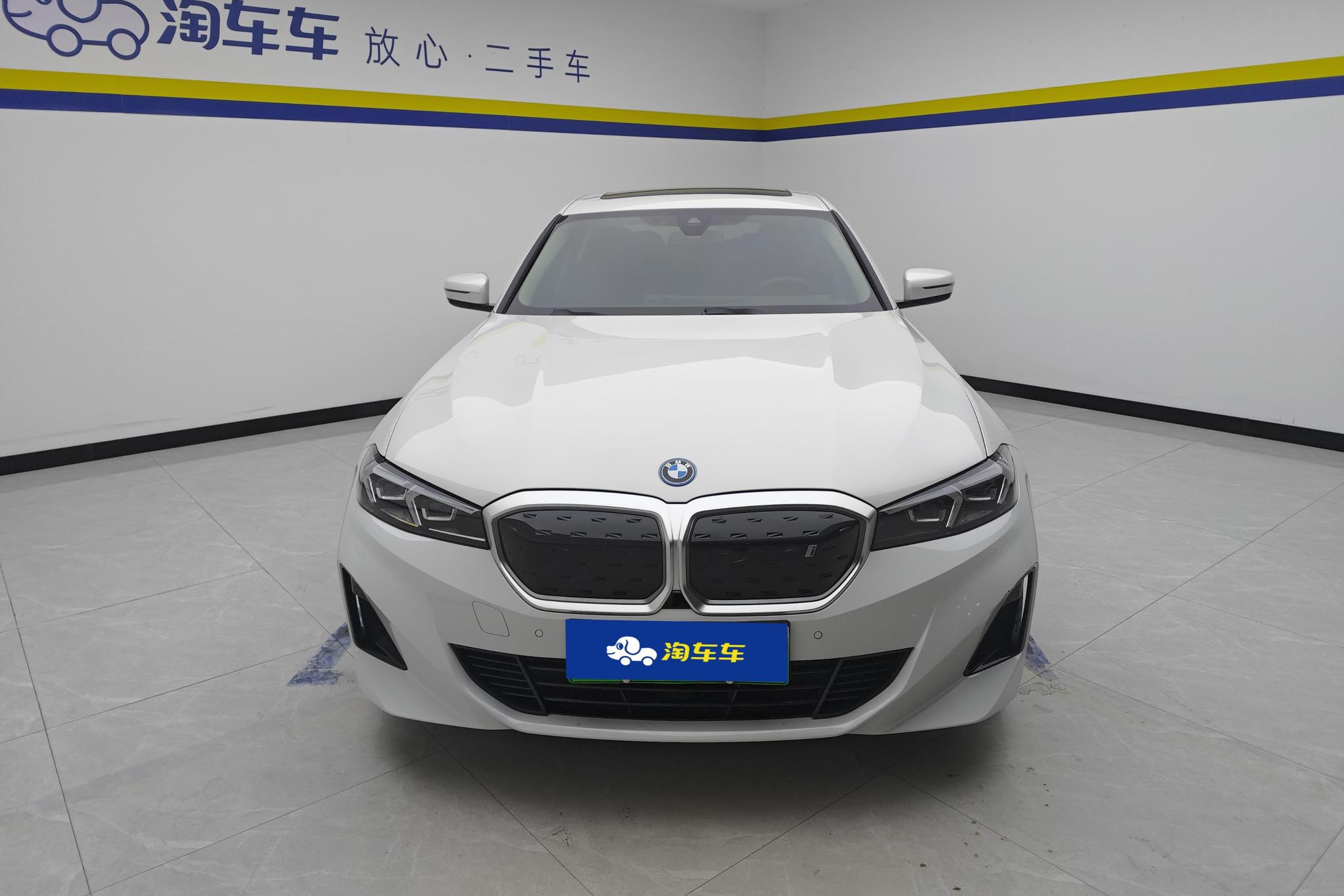 BMW i3 2023 eDrive35L