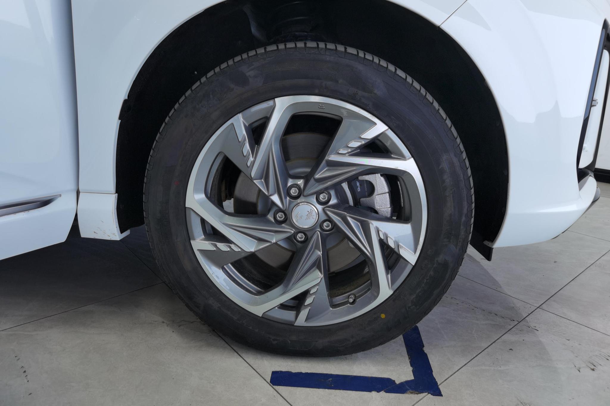 Hongqi HS3 PHEV 2024 115km