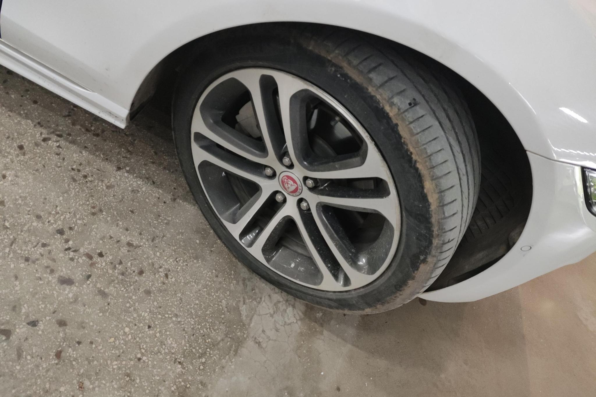 Jaguar XEL 2020 2.0T 200PS R-DYNAMIC Sport