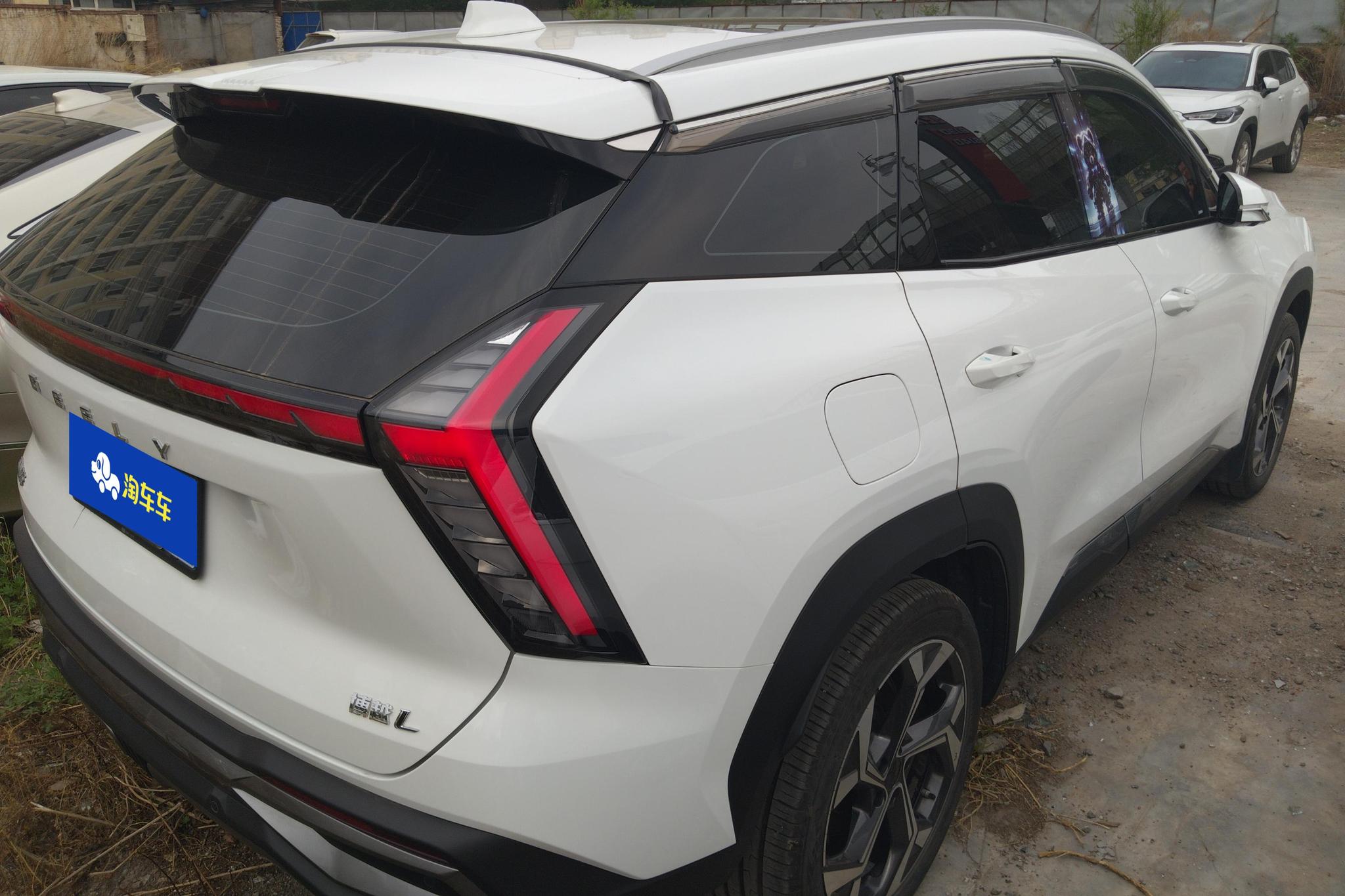 Geely Boyue L L 2023 1.5TD DCT Luxury