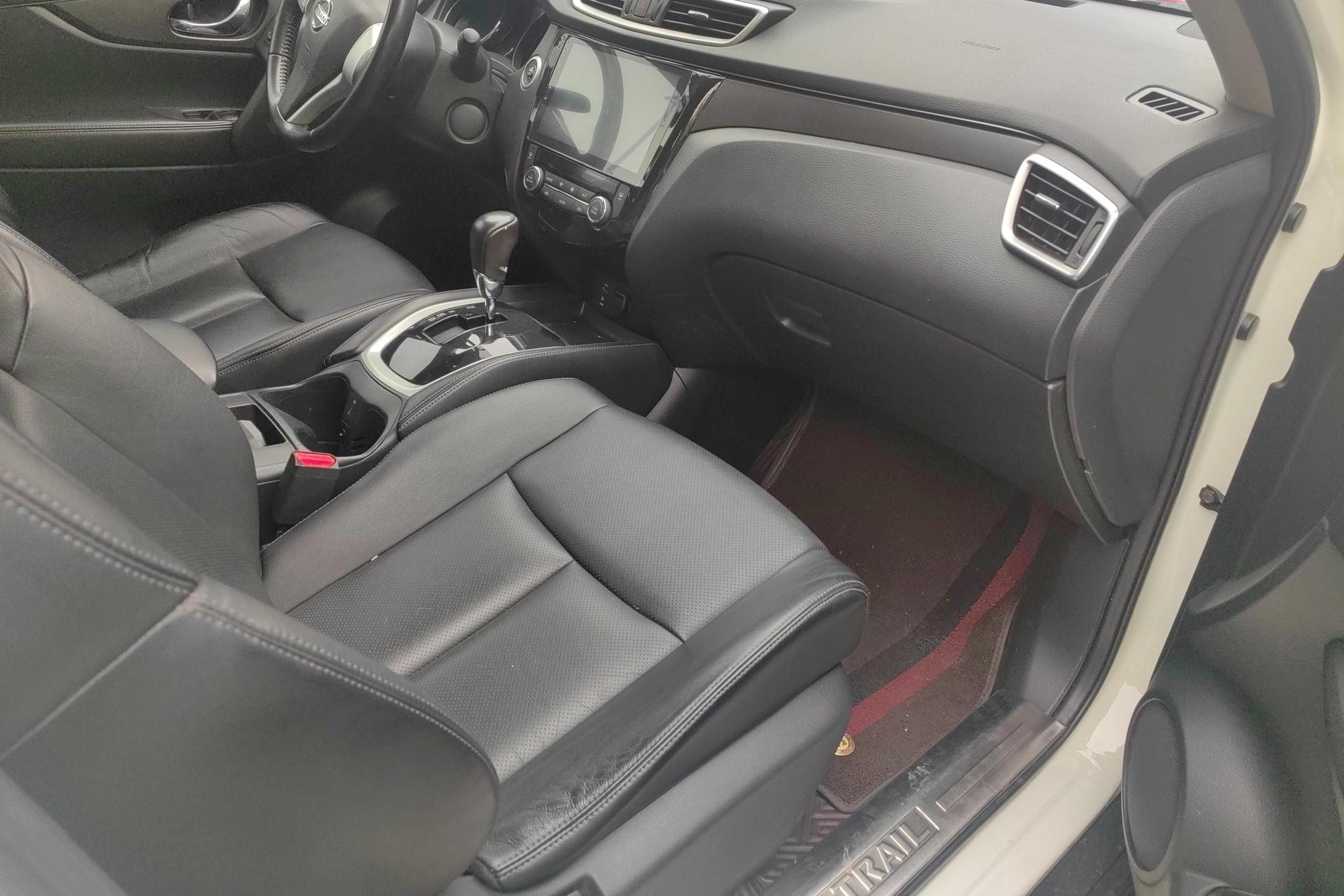 Nissan X-Trail 2014 2.0L CVT Comfort 2WD