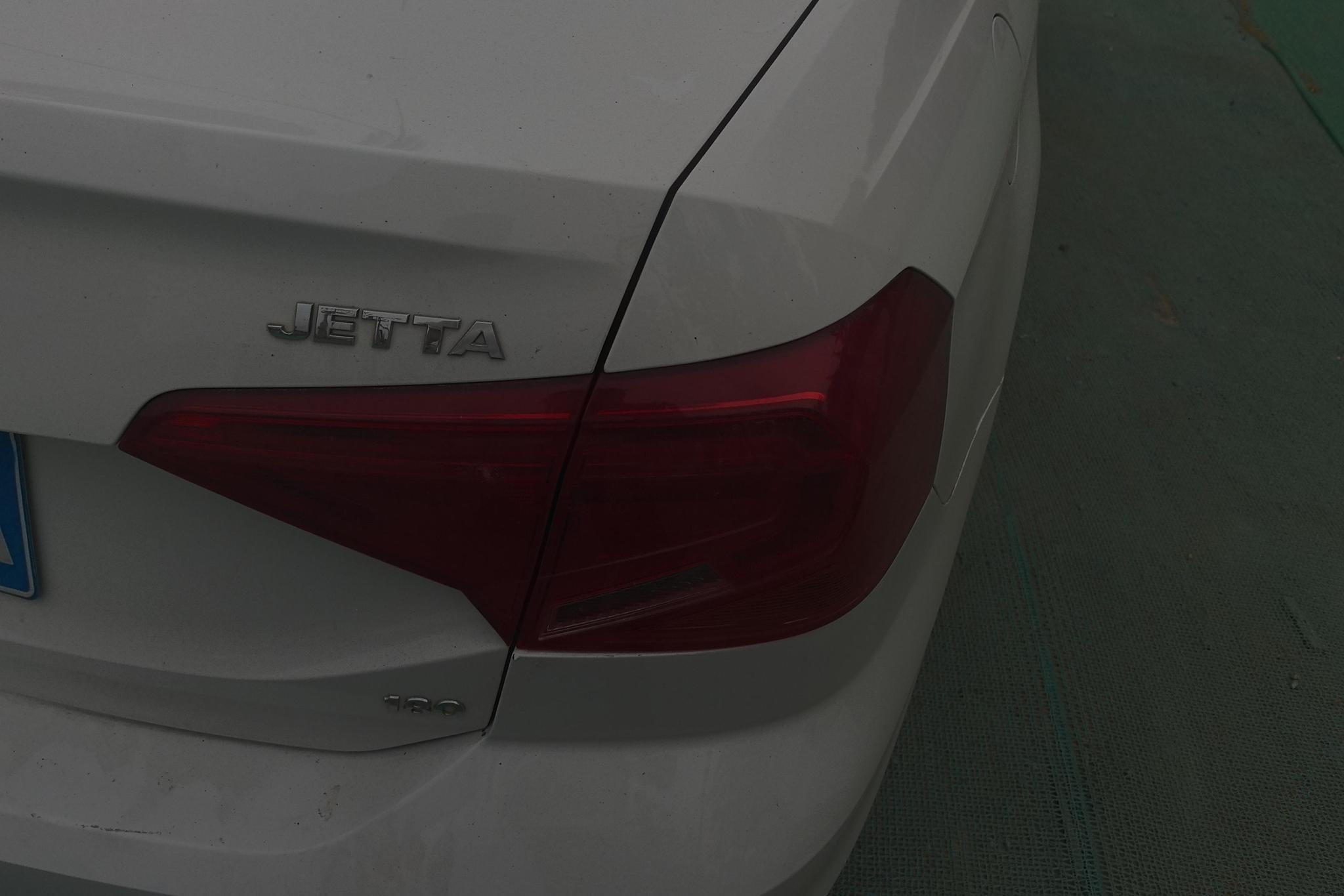 Volkswagen Jetta 2017 1.5L MT Fashion