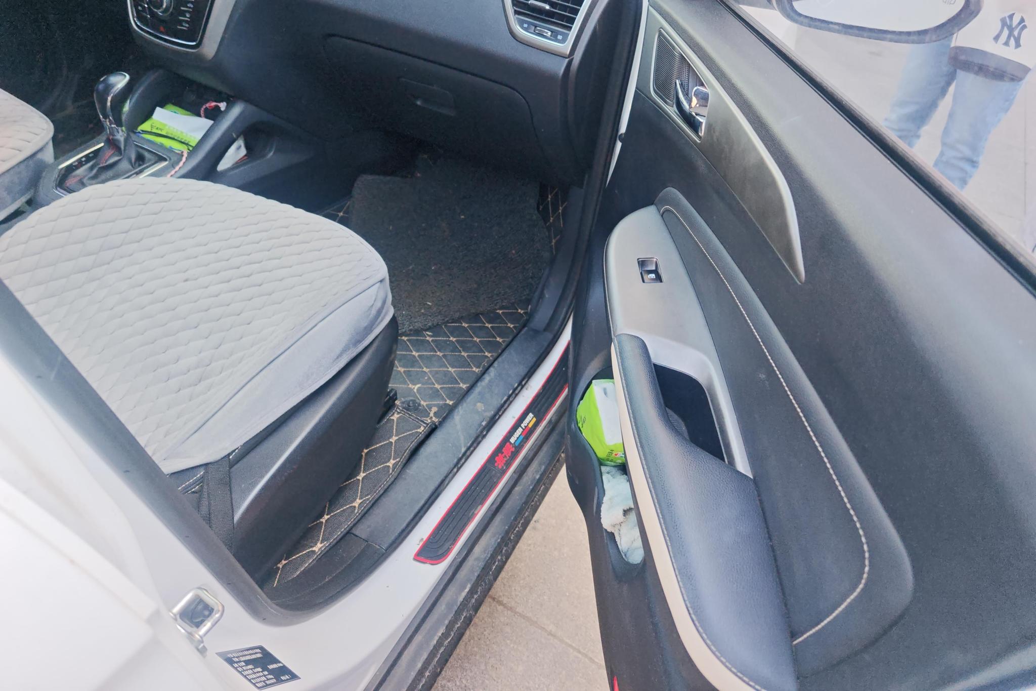 Changan CS35 2017 1.6L AT Luxury