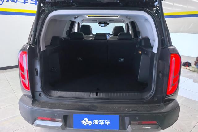 BAIC BJ30 2024 1.5 T DCT 2 WD Pro — фото 17