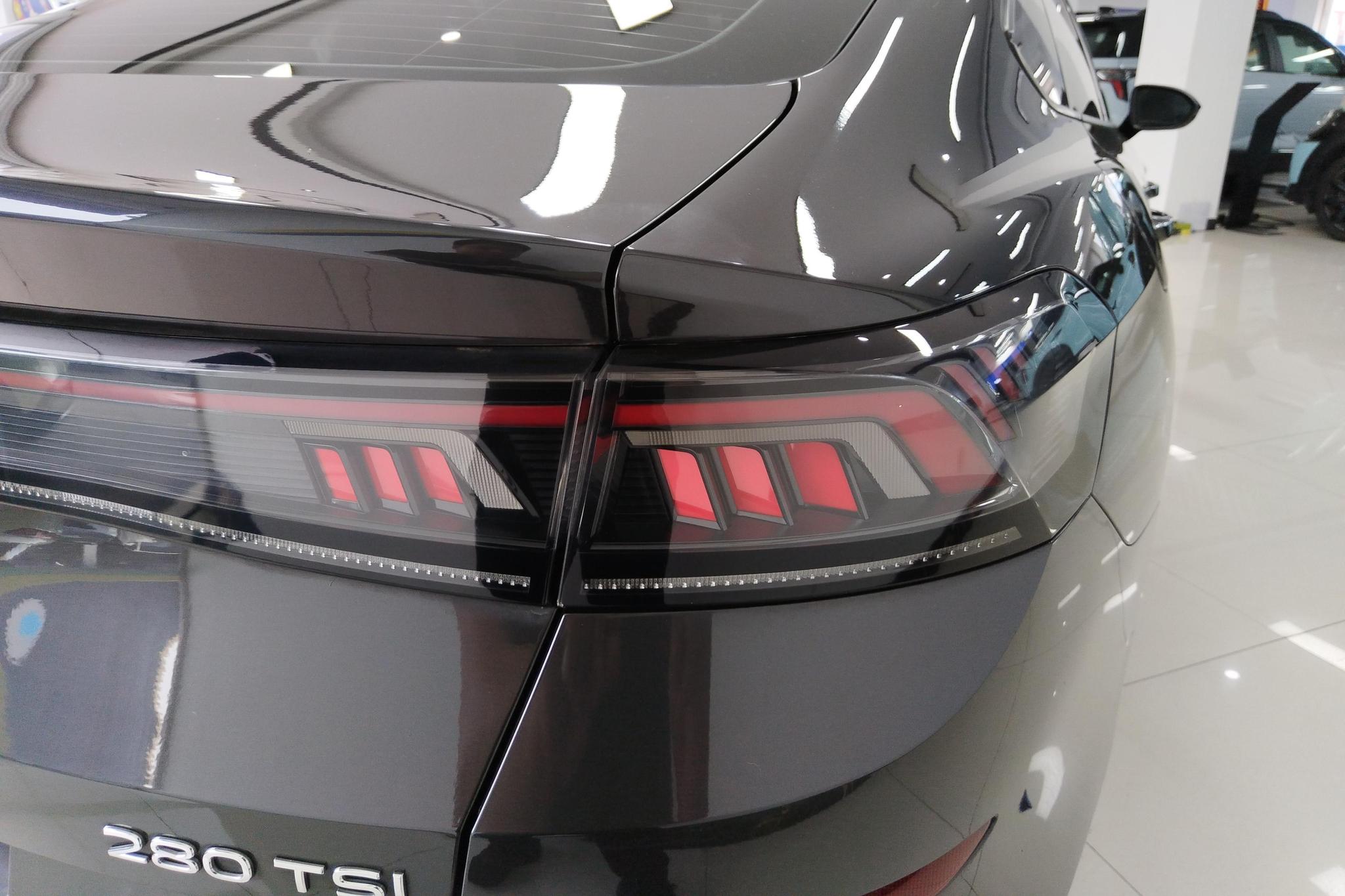 Volkswagen Lamando 2022 L 280TSI DSG