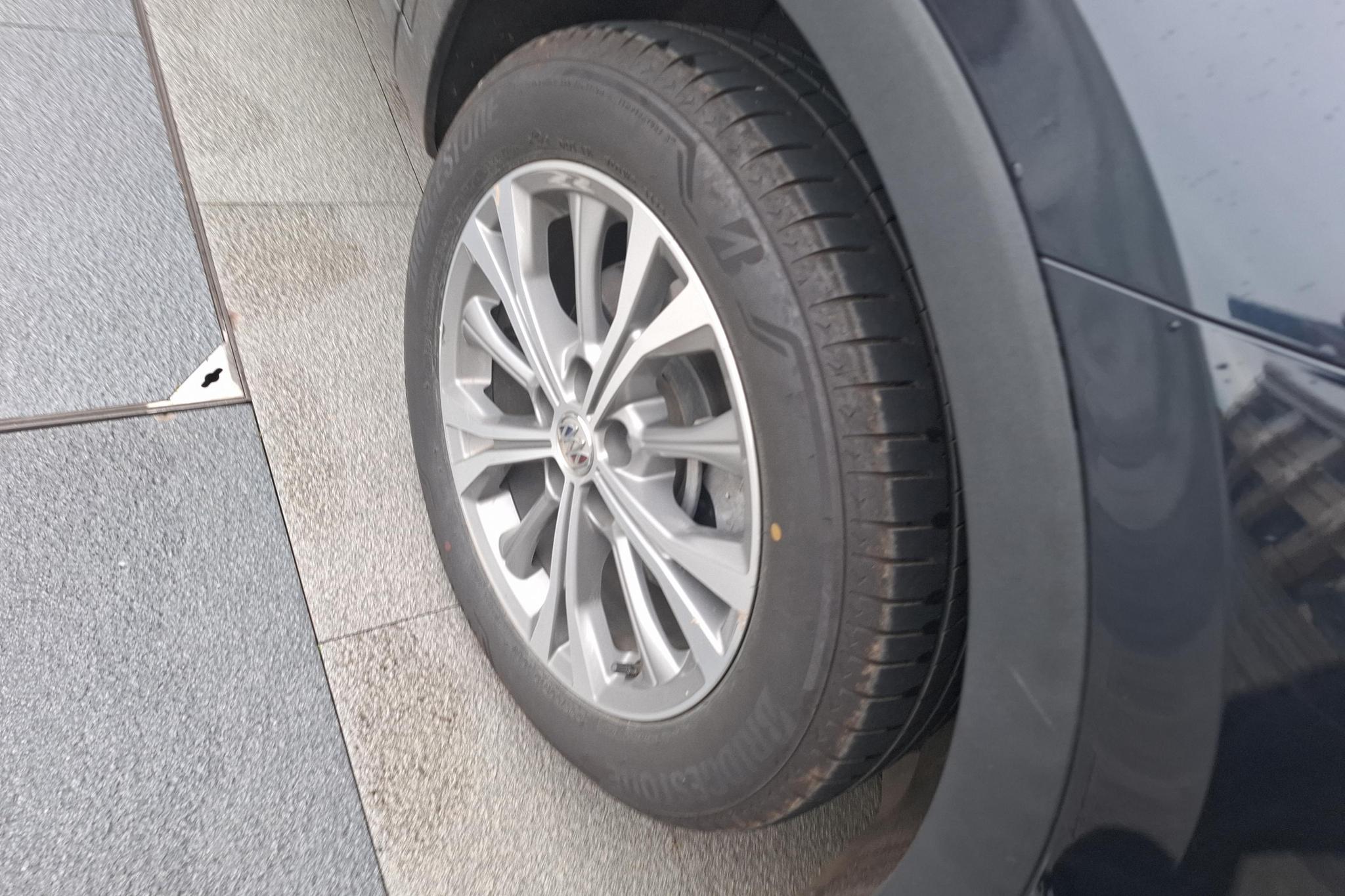 Buick Envision 2021 Plus 652T мест Luxury