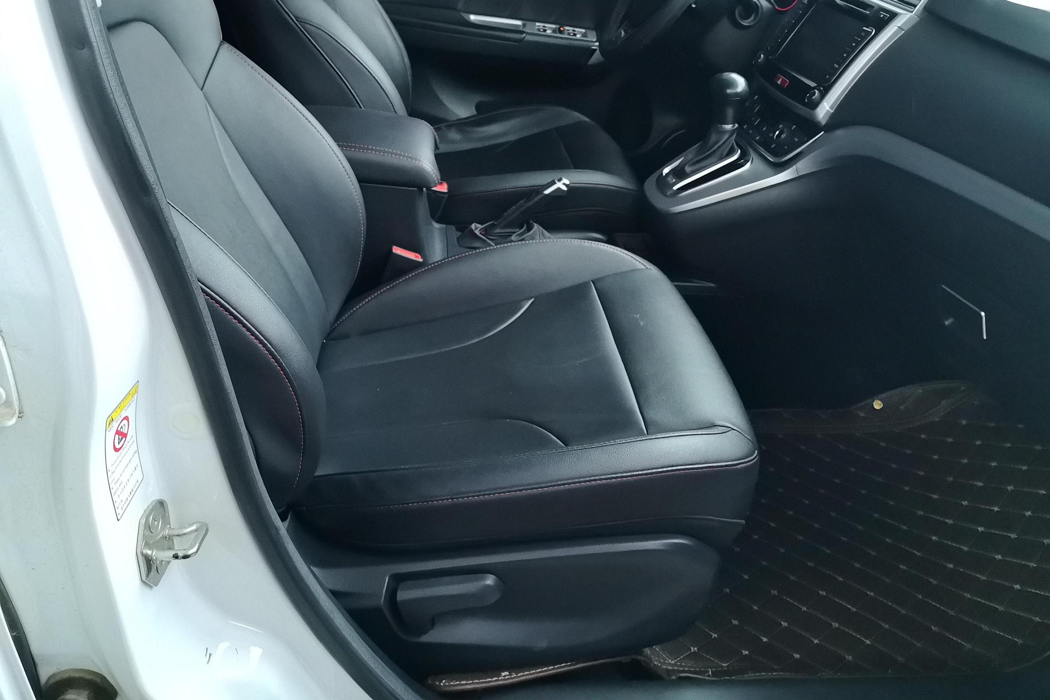 Haval M6 2017 1.5T AT Elite