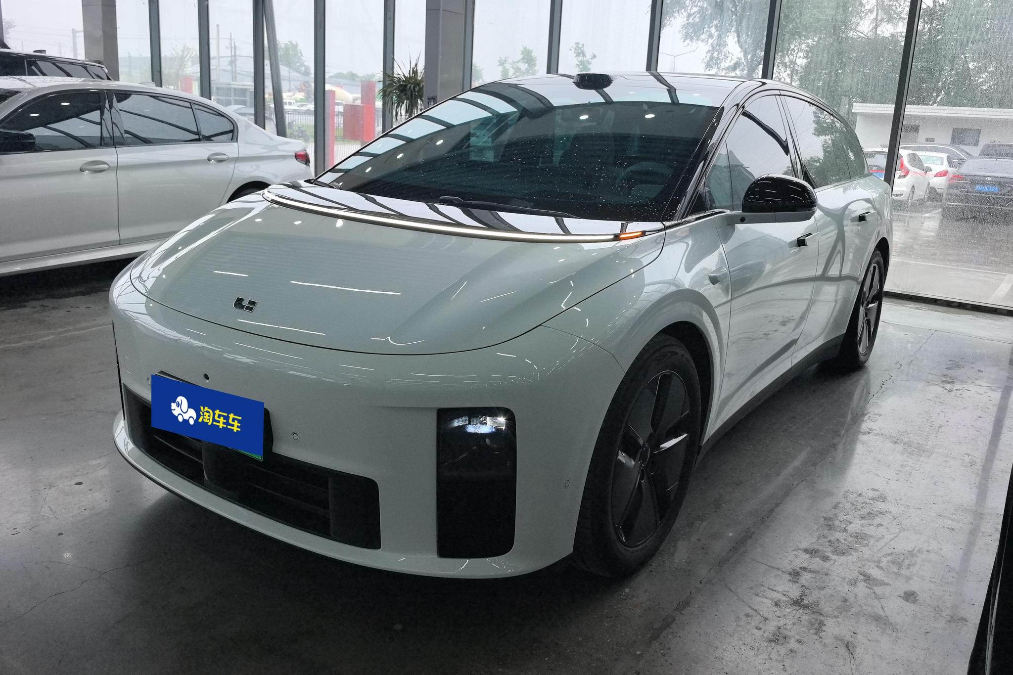 Li Auto i6