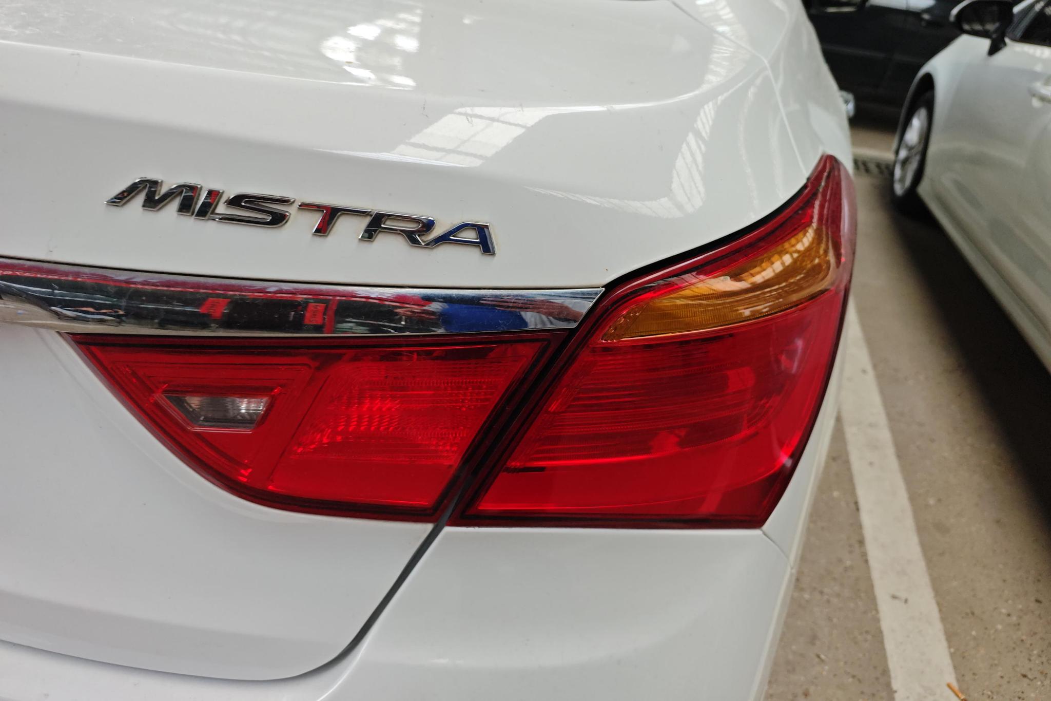 Hyundai Mistra 2019 1.8L AT Luxury DLX VI