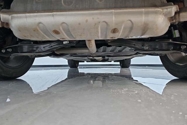 Volkswagen Tiguan L 2024 330 TSI 2 WDR-Line — фото 6