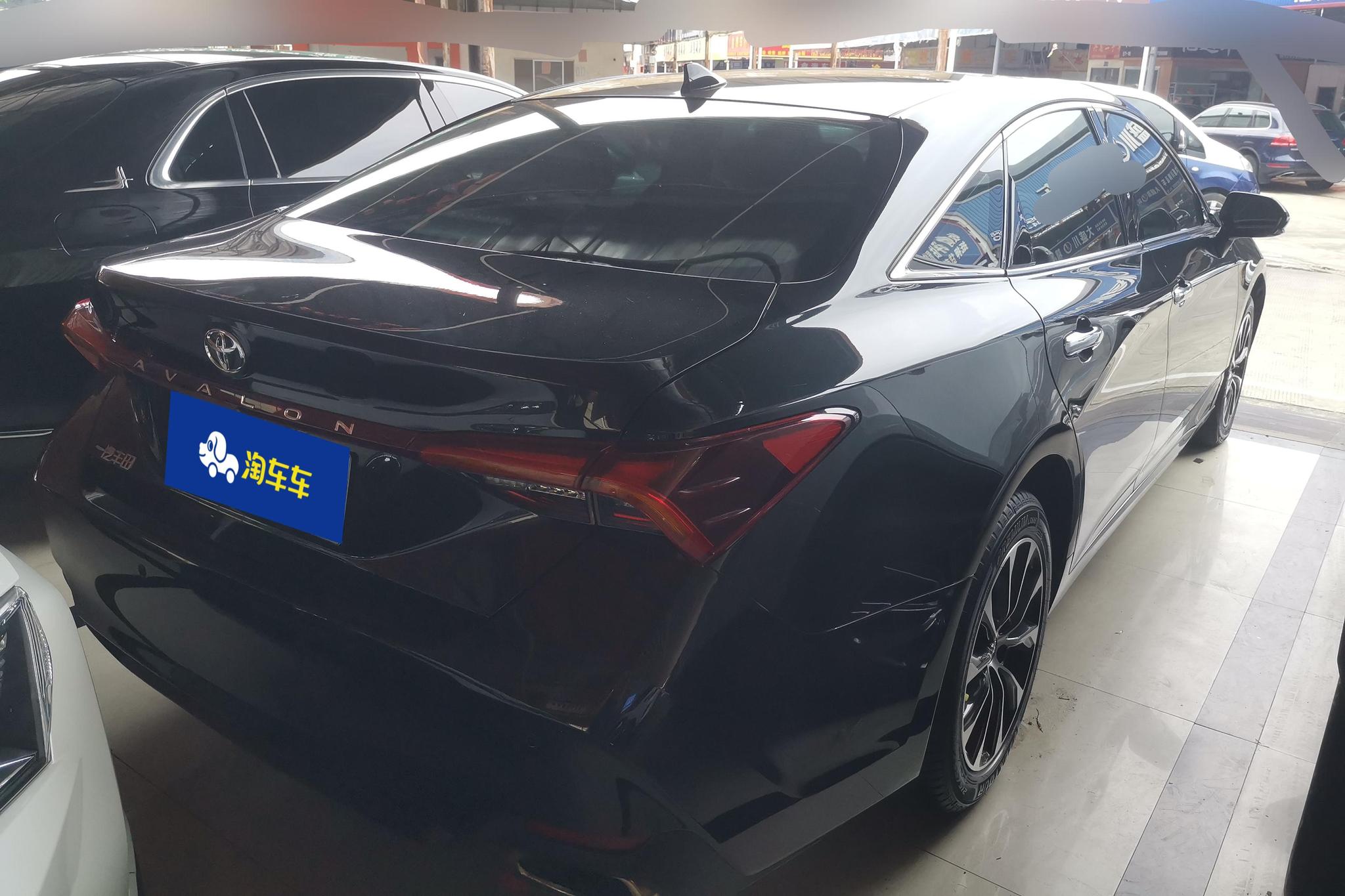 Toyota Avalon 2023 2.0L CVT Luxury