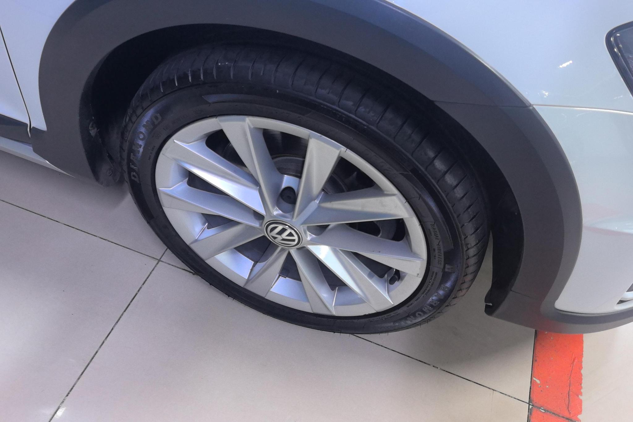 Volkswagen Golf 2019 1.8TSI
