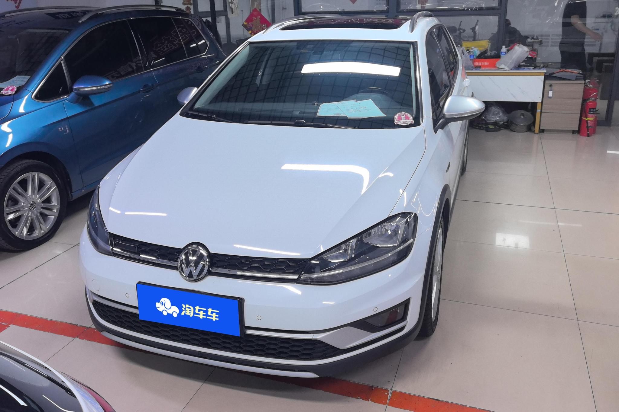 Volkswagen Golf 2019 1.8TSI