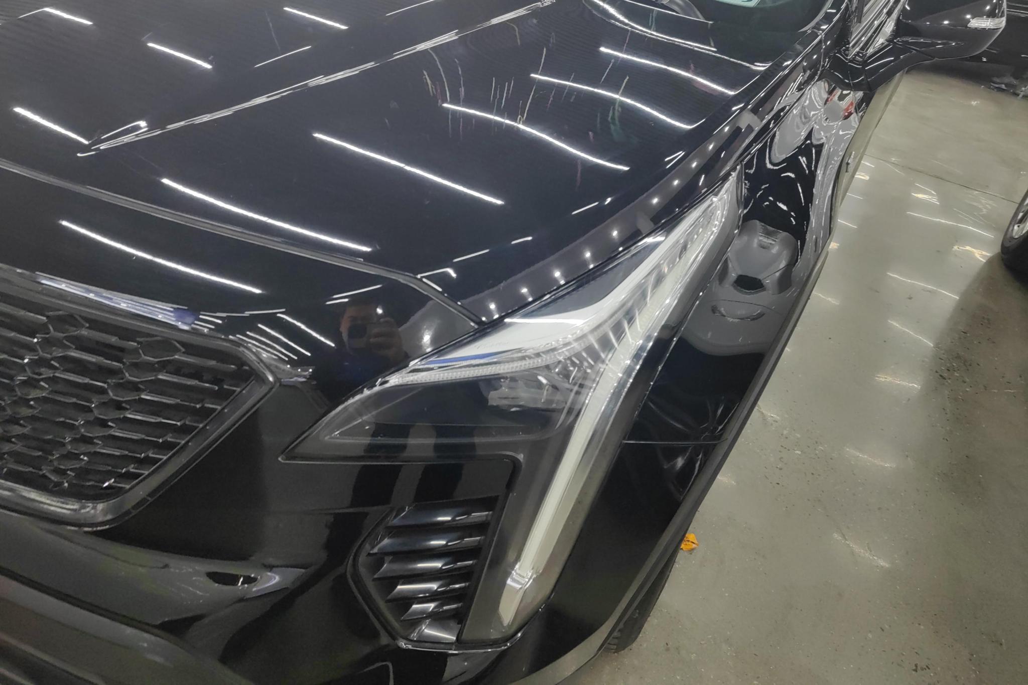 Cadillac XT4 2021 28T