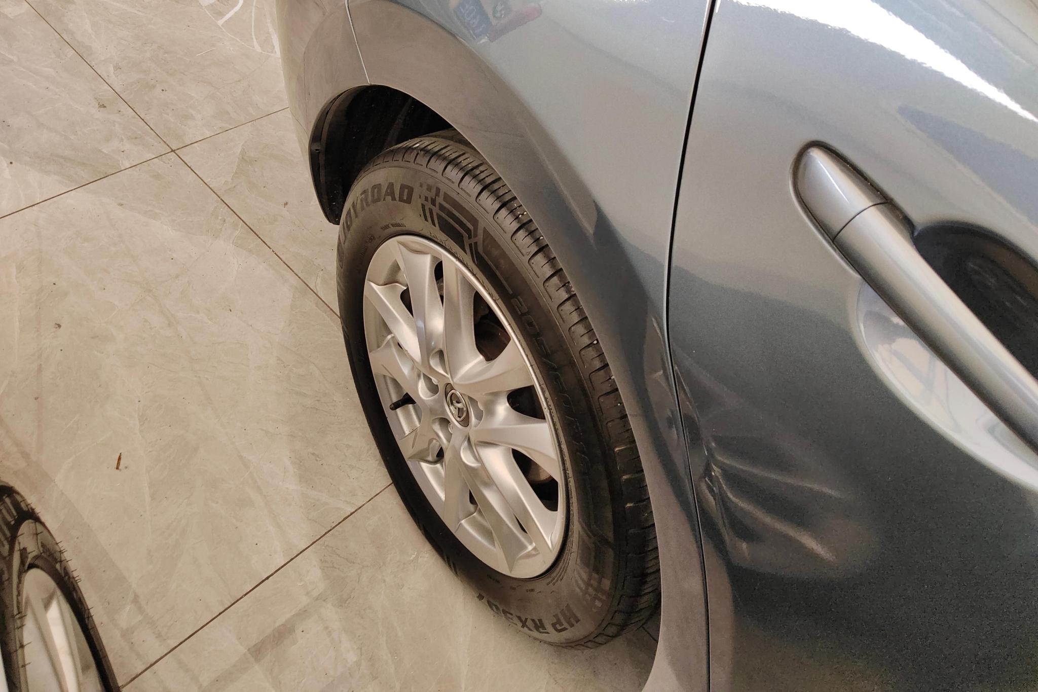 Mazda Mazda3 3 2017 1.5L AT Luxury V