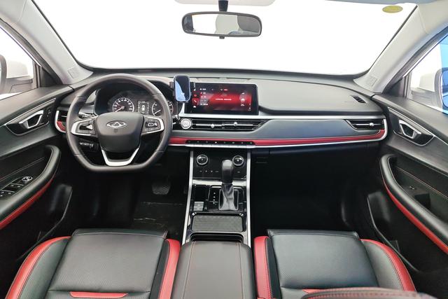 Chery 5x 2022 1.5 L CVTLuxury — фото 12