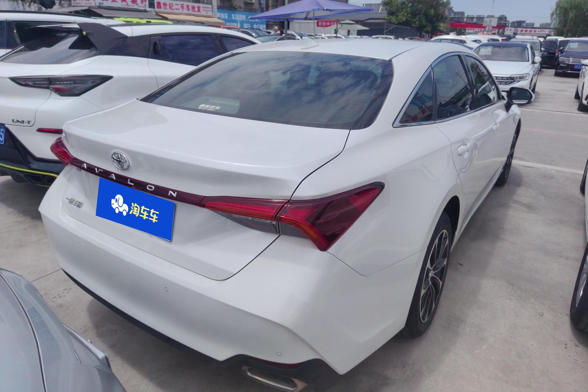 Toyota Avalon 2023 2.0L CVT