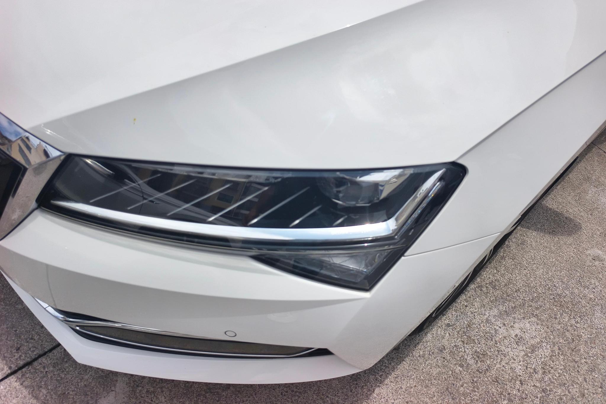 Skoda Superb 2019 TSI330 DSG Luxury