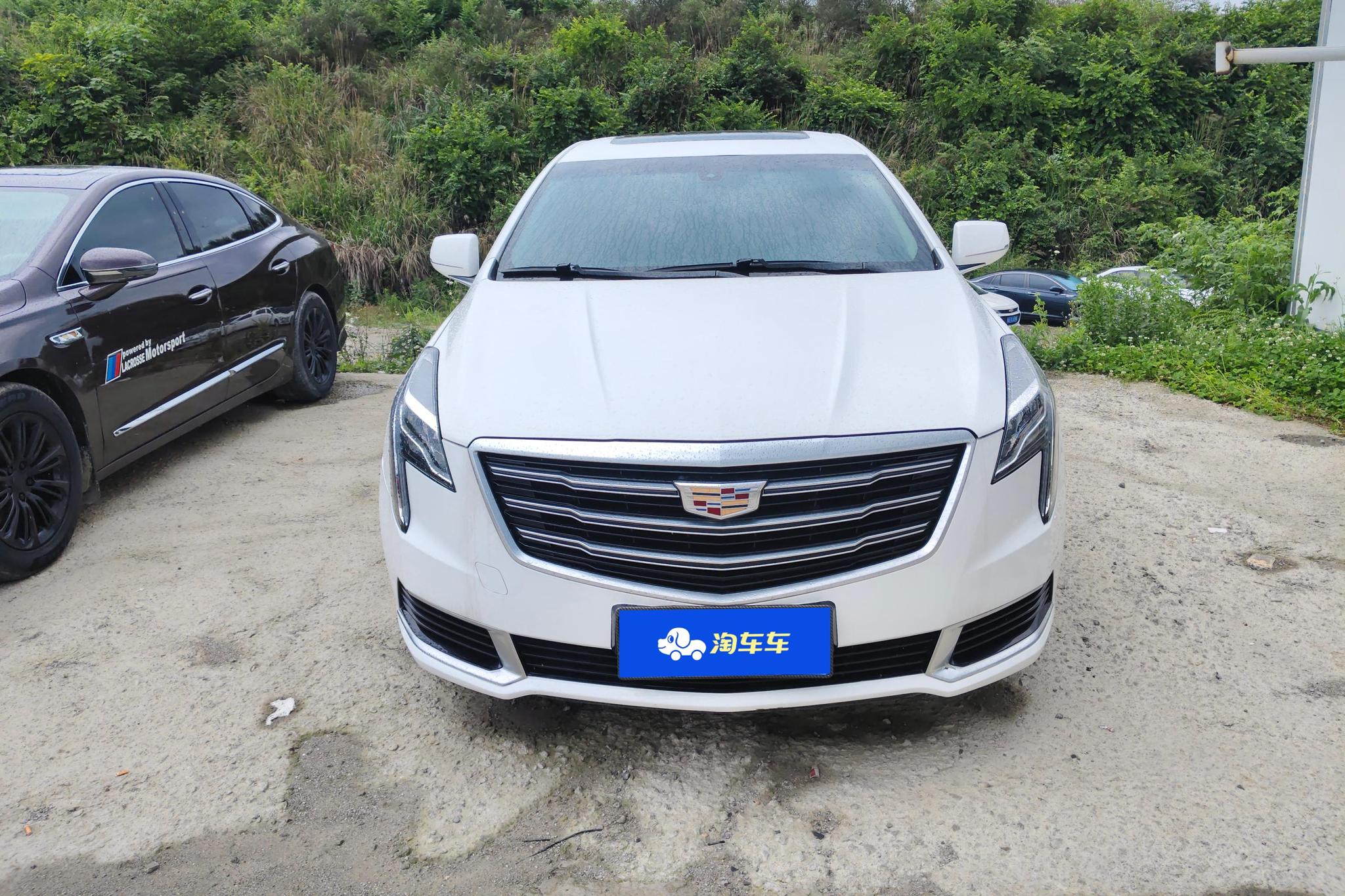 Cadillac XTS 2018 28T