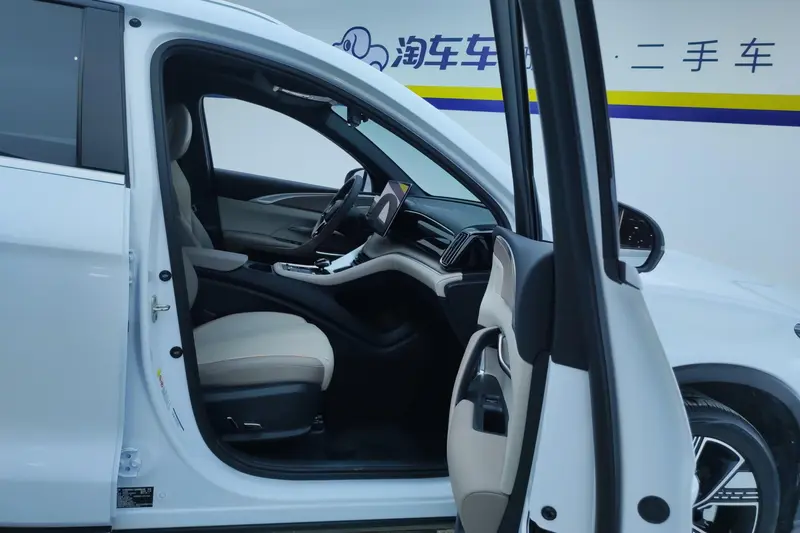 BYD Song Pro — фото 11