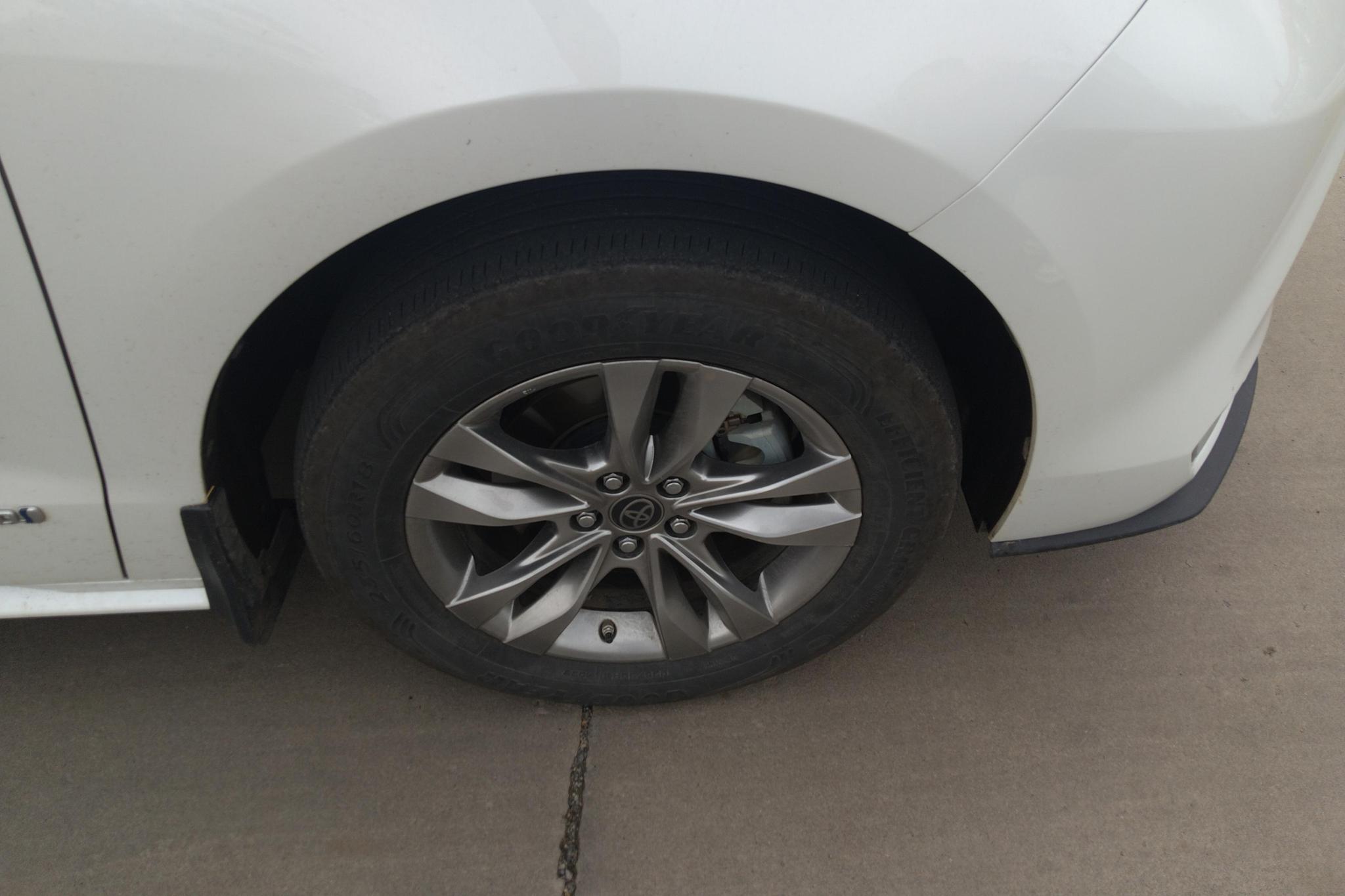 Toyota Sienna 2024 2.5L Comfort