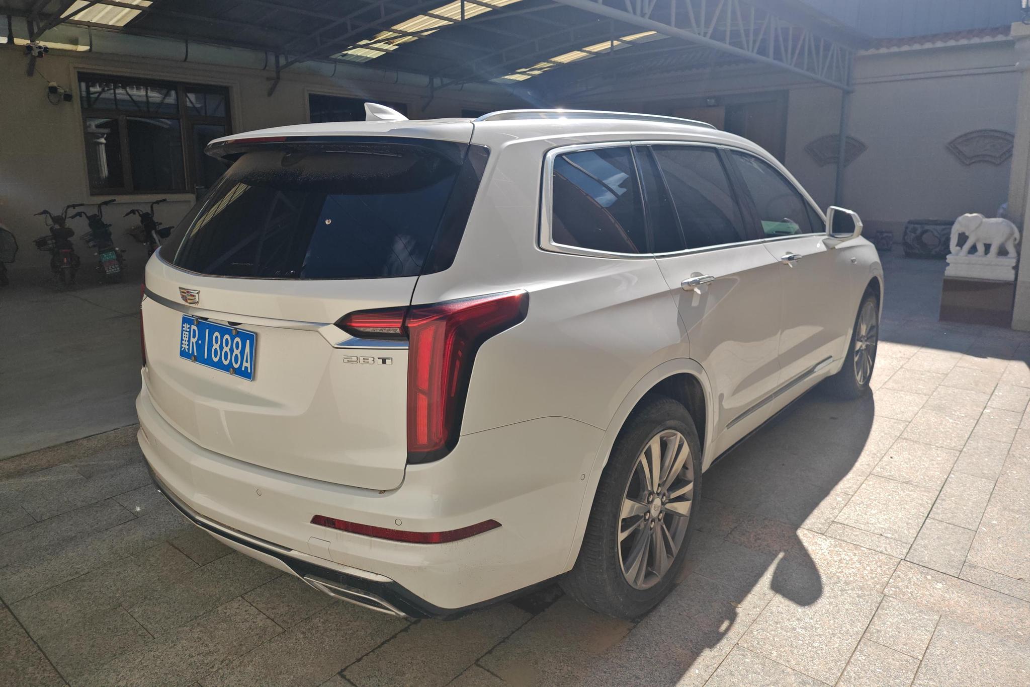 Cadillac XT6 2020 28T мест Luxury
