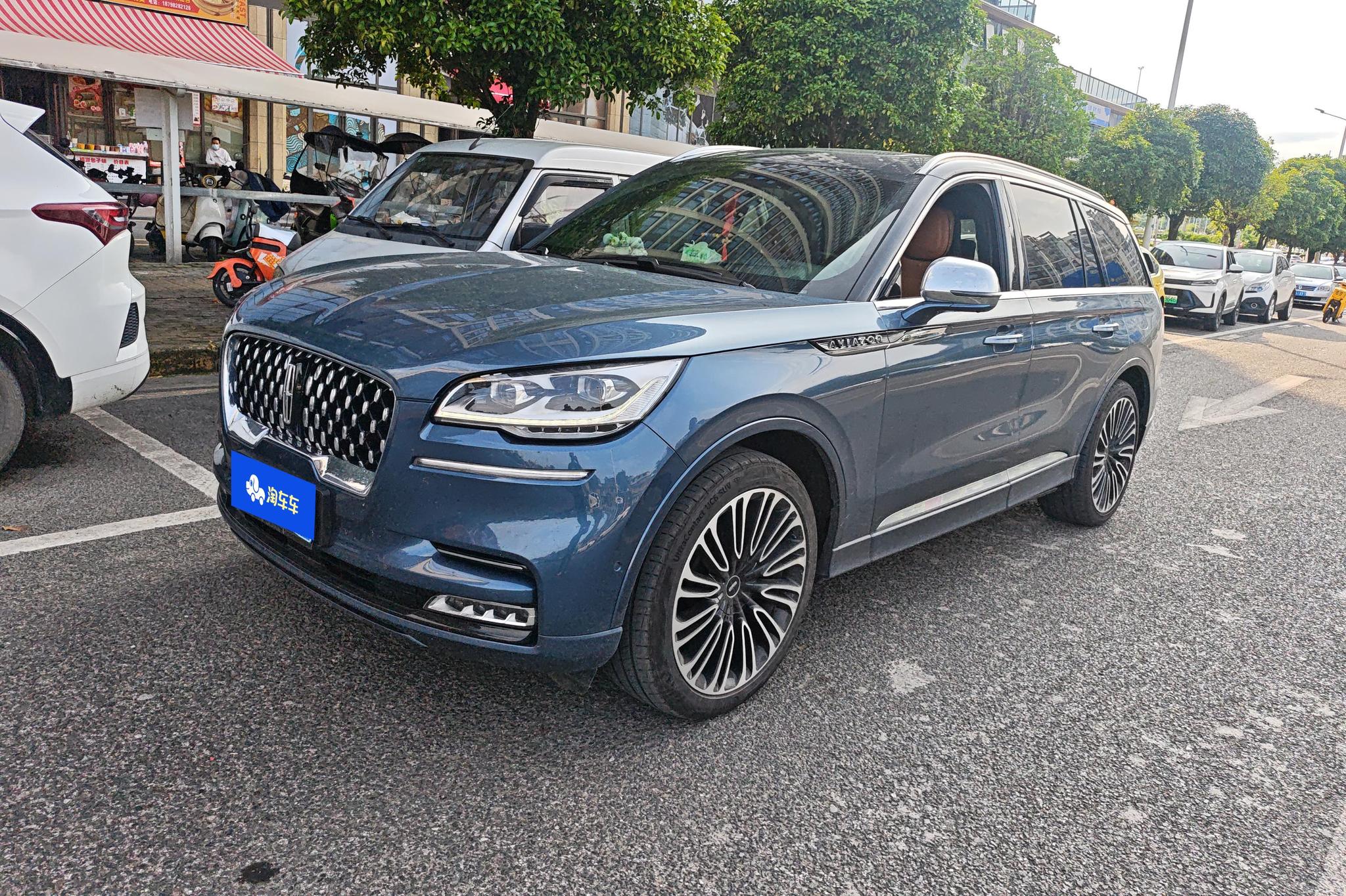 Lincoln Aviator