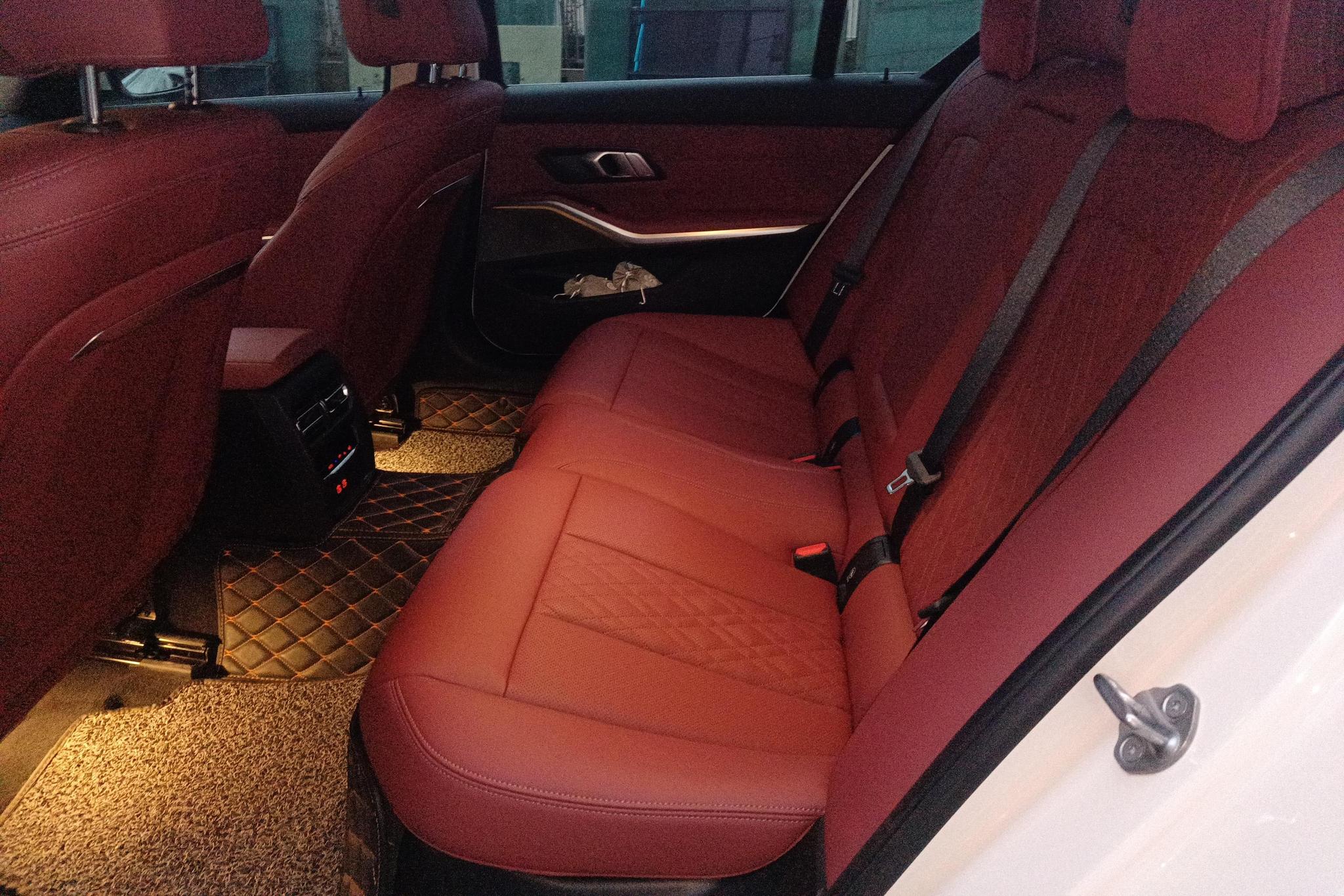 BMW 3 series id 4473743 из Китая 15