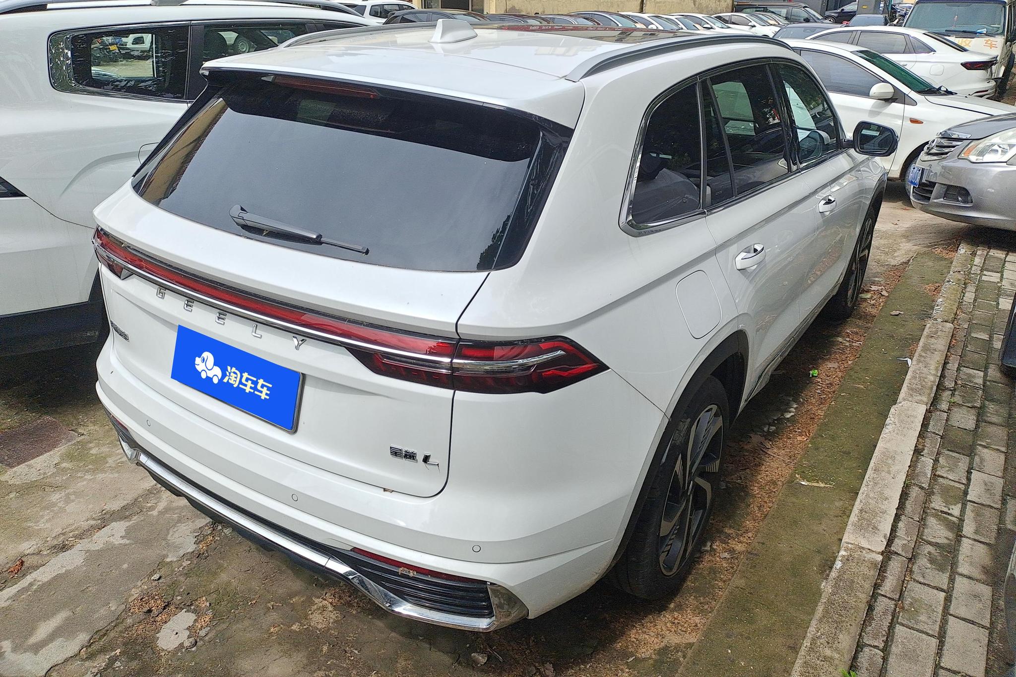 Geely Monjaro L 2024 2.0TD AT