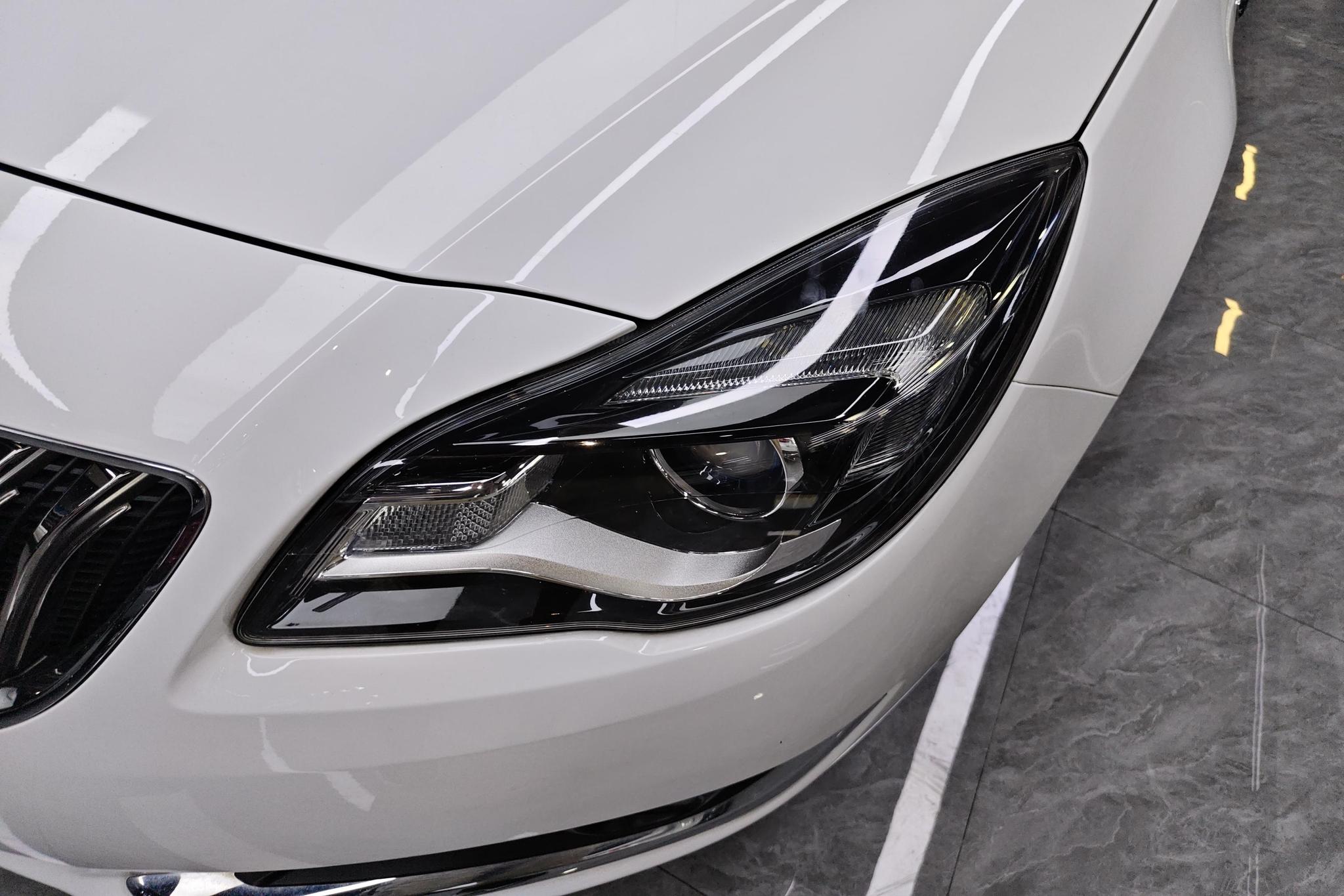Buick Regal 2015 1.6T Elite