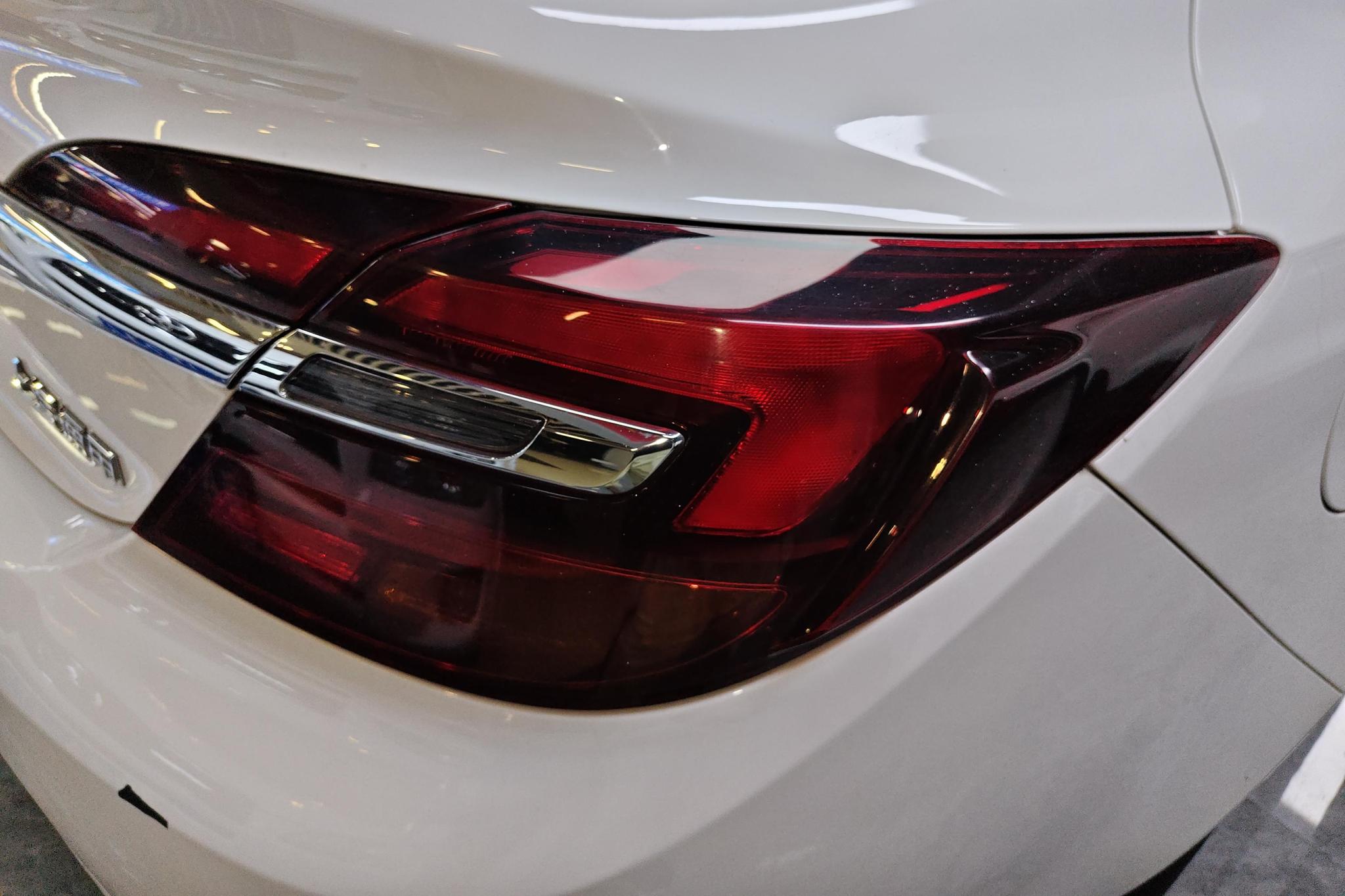Buick Regal 2015 1.6T Elite