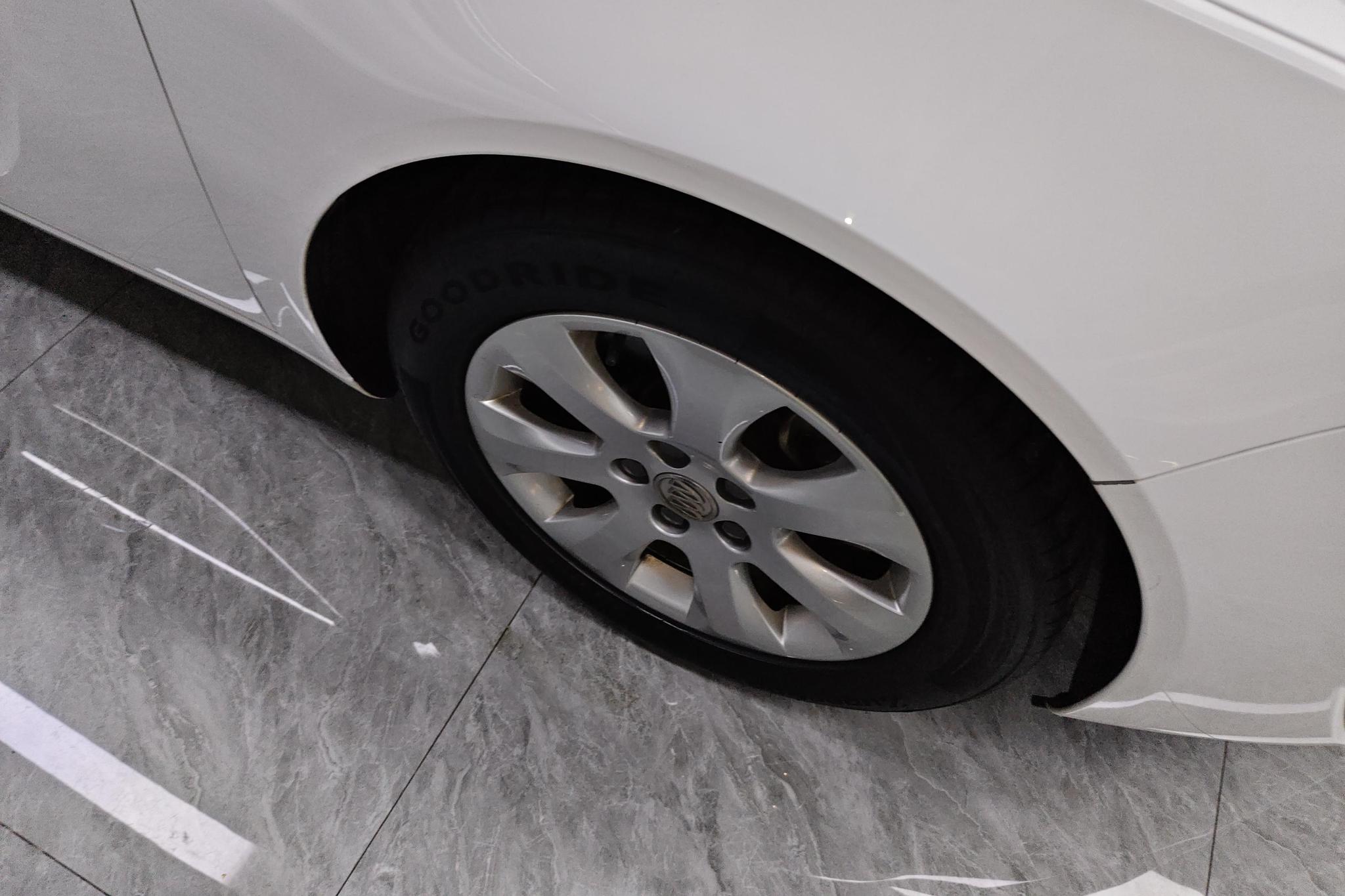 Buick Regal 2015 1.6T Elite