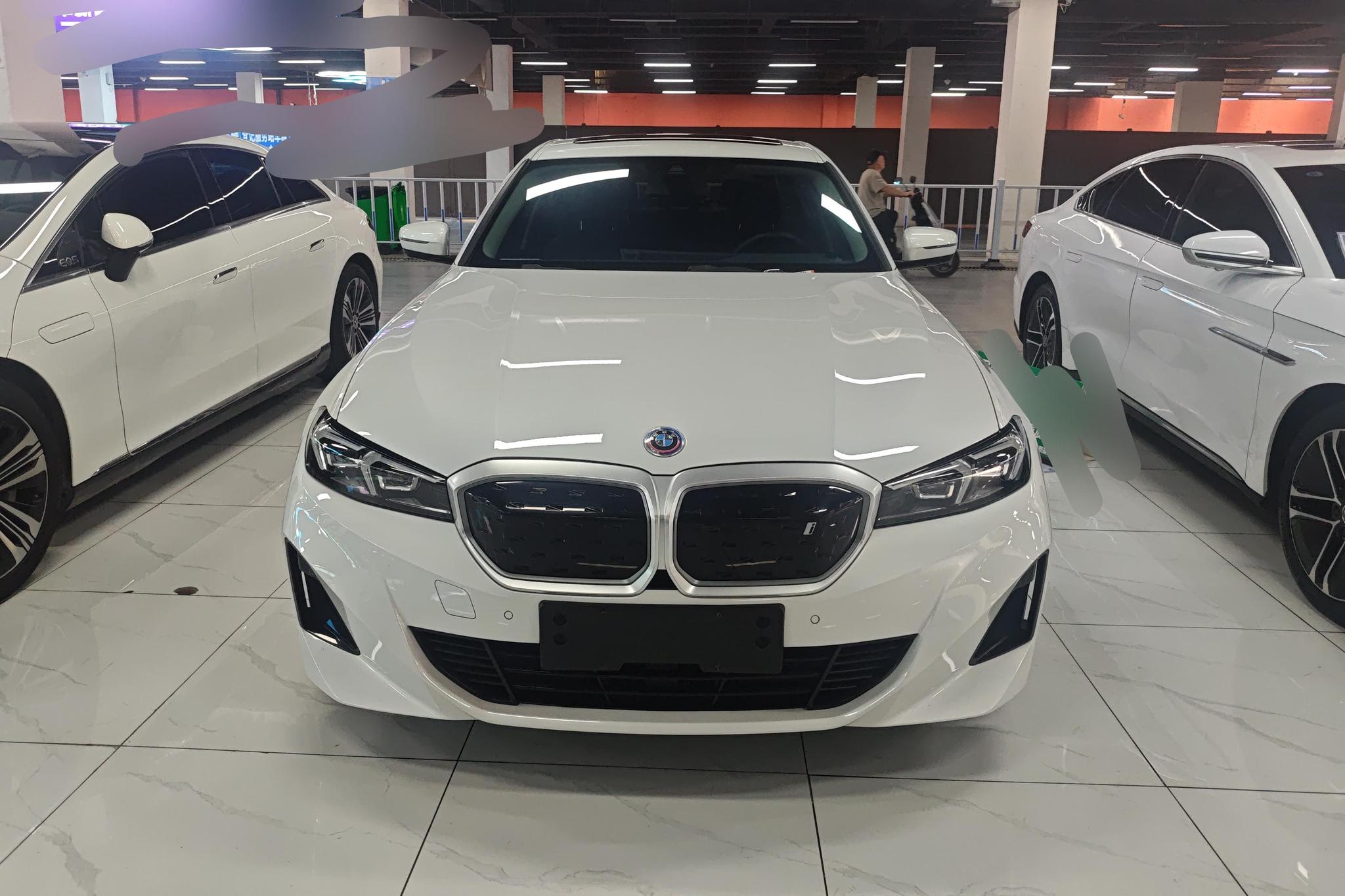 BMW i3 2023 eDrive35L