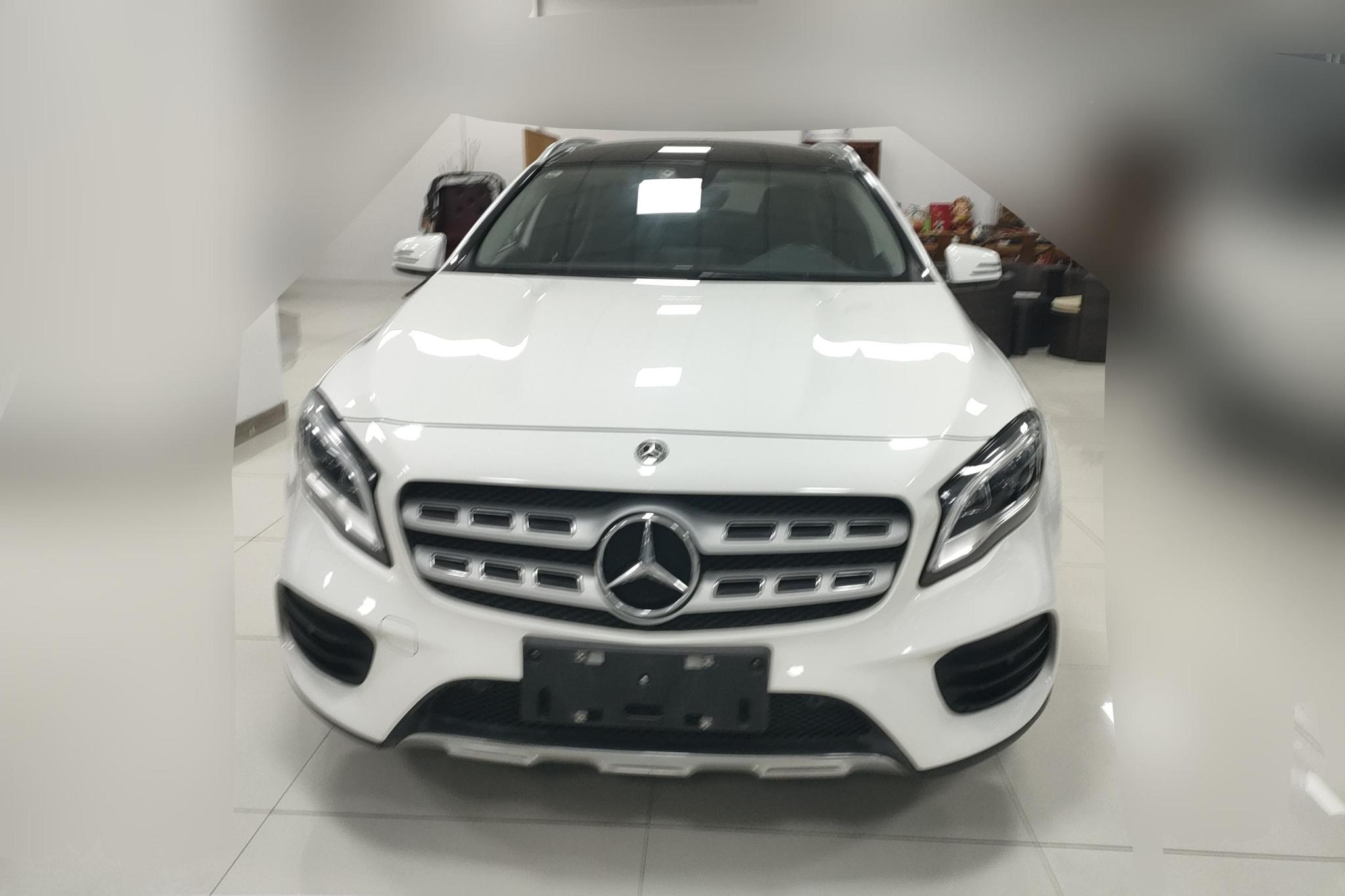Mercedes-Benz GLA 2019 GLA 200 Fashion