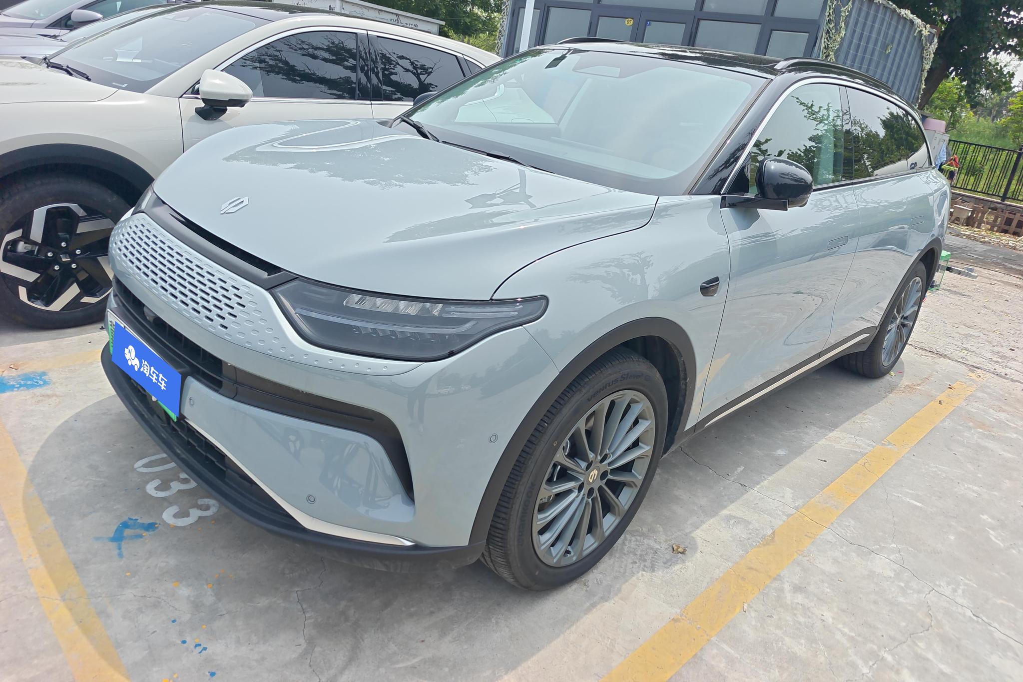 Leapmotor C11