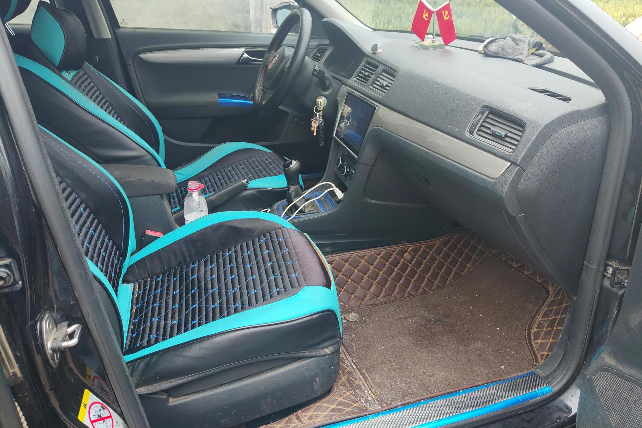 Volkswagen Lavida 2013 1.6L MT