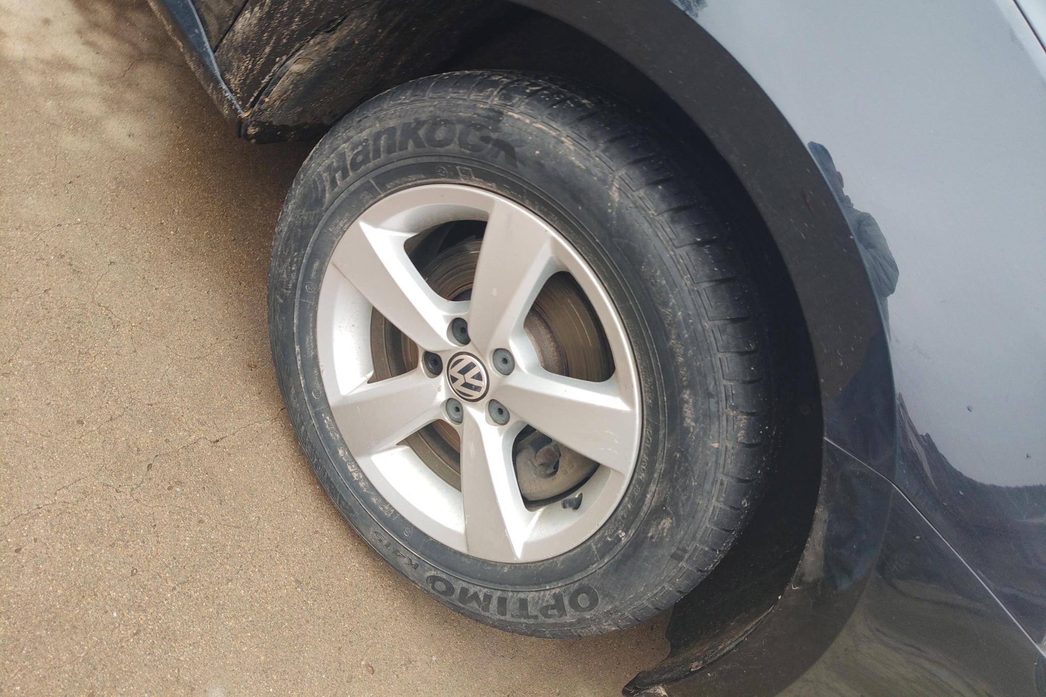 Volkswagen Lavida 2013 1.6L MT
