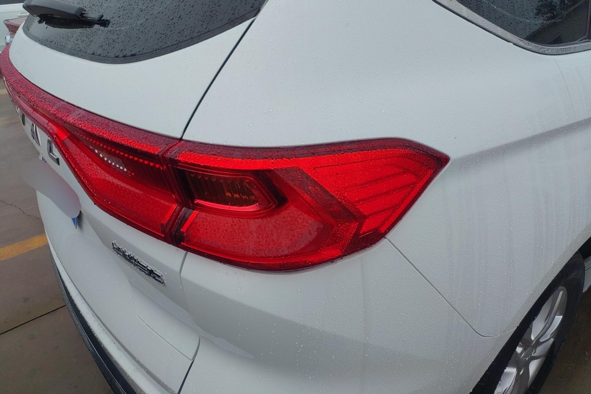 Haval M6 2023 PLUS 1.5T MT Luxury