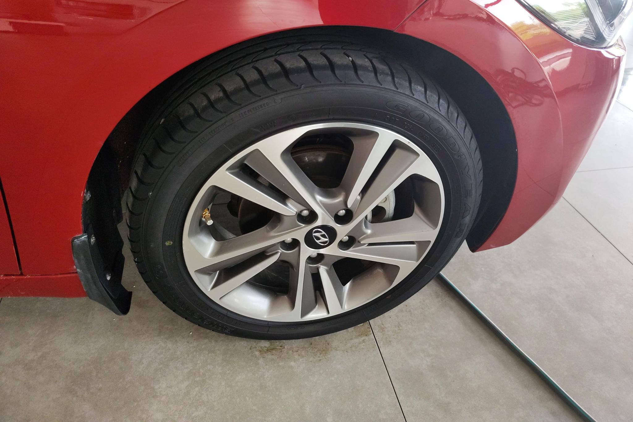 Hyundai Elantra 2016 1.6L AT Elite