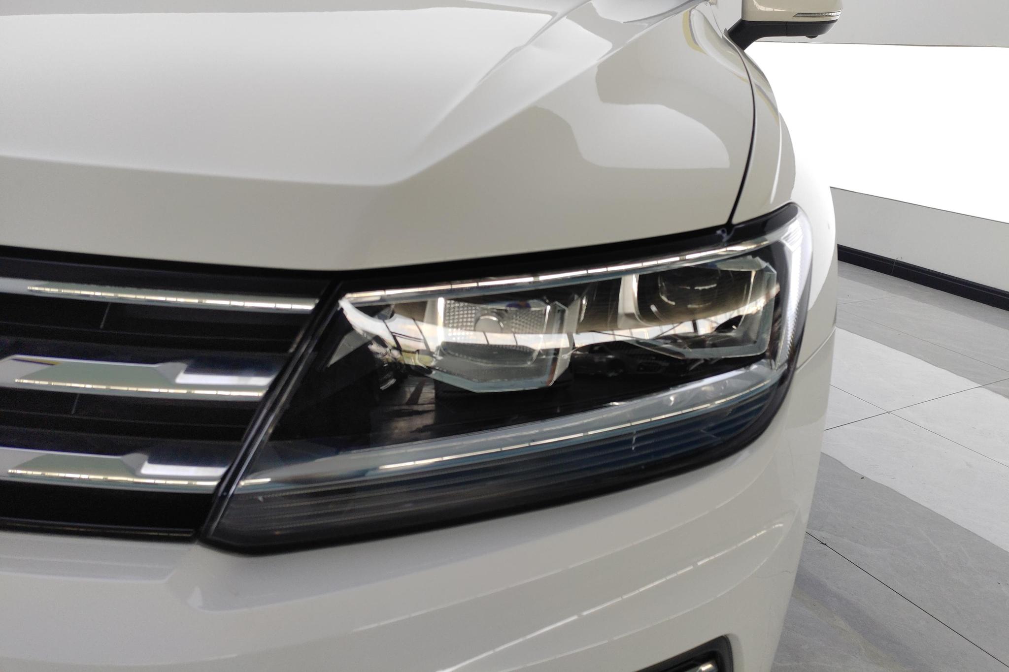 Volkswagen Tiguan L L 2018 280TSI AT Comfort