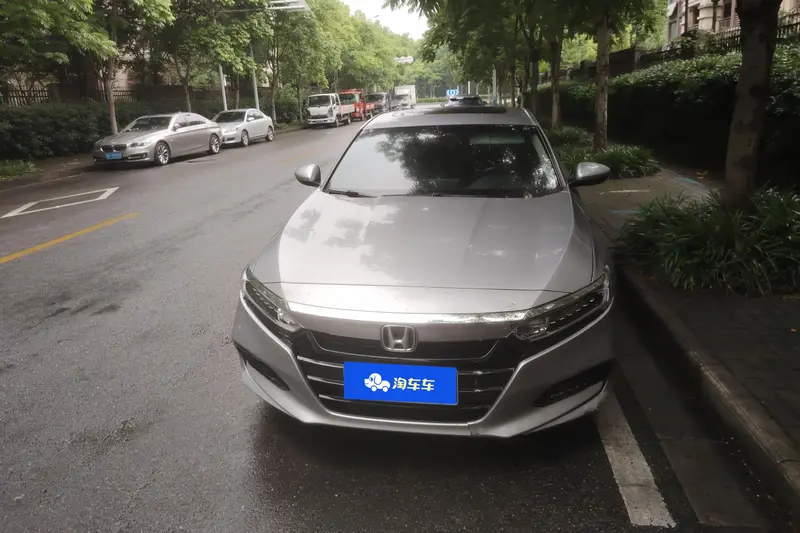 Honda Accord — фото 2