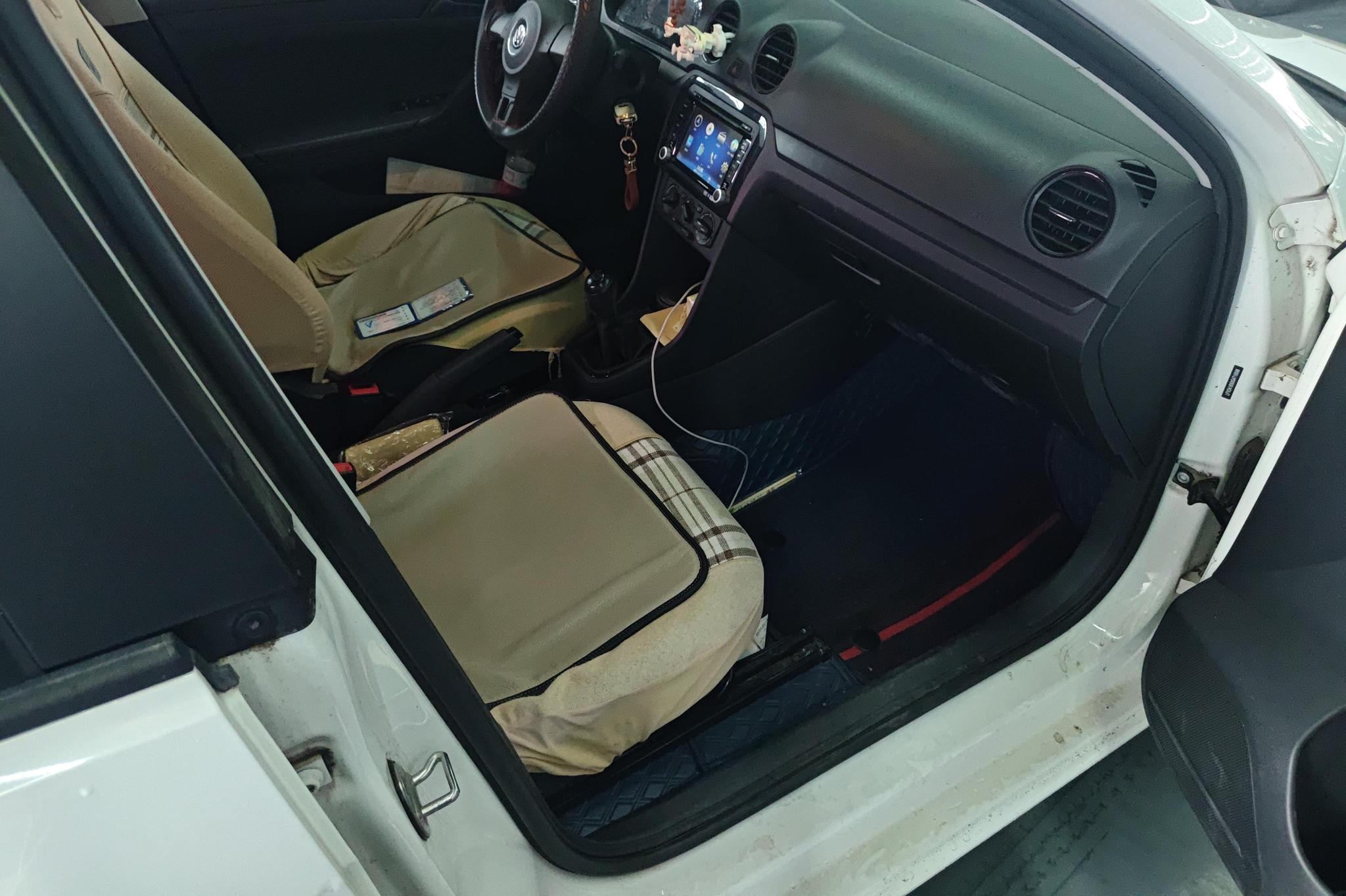 Volkswagen Jetta 2015 1.4L MT Fashion
