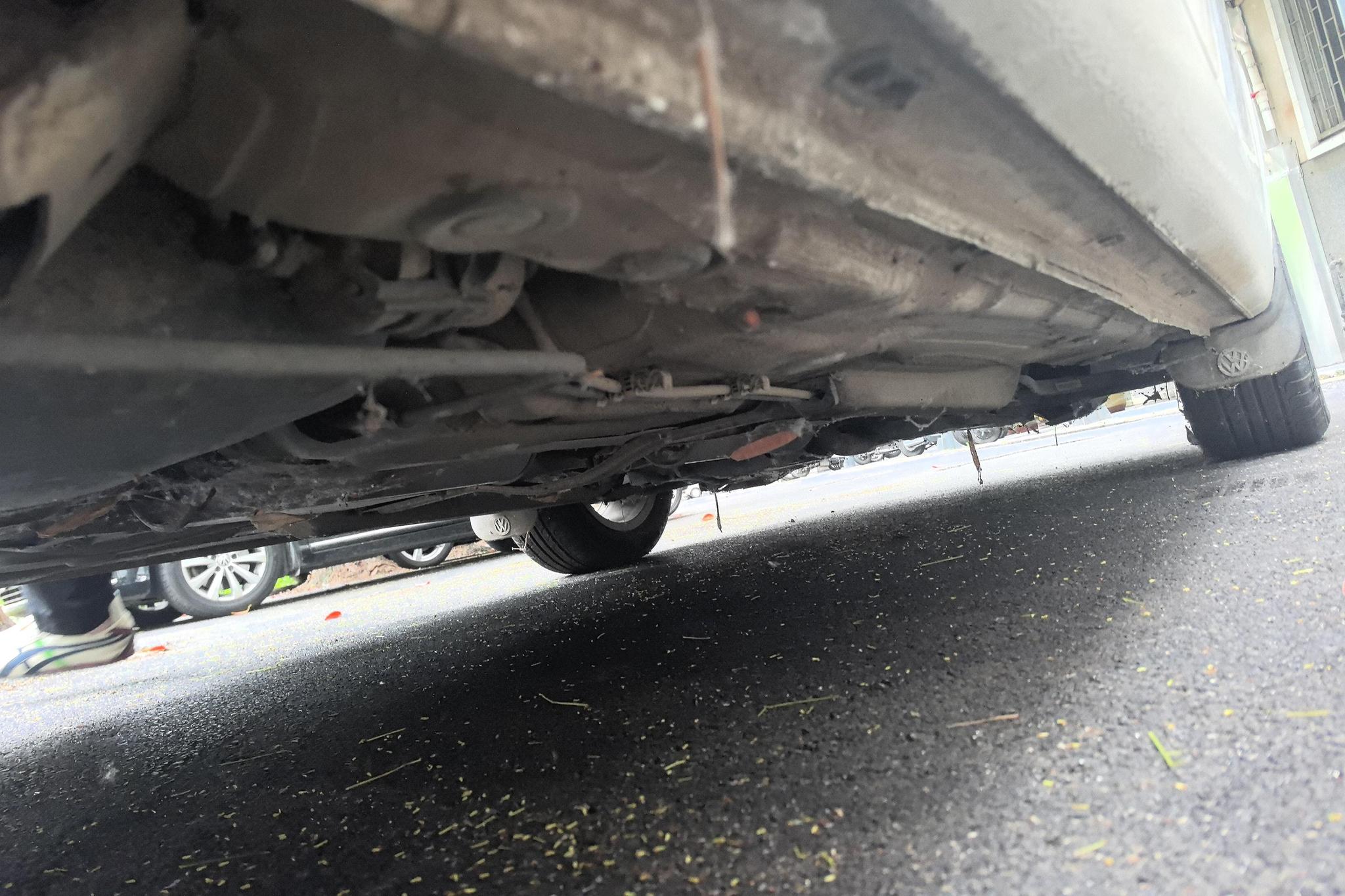 Volkswagen Polo 2011 1.6L AT