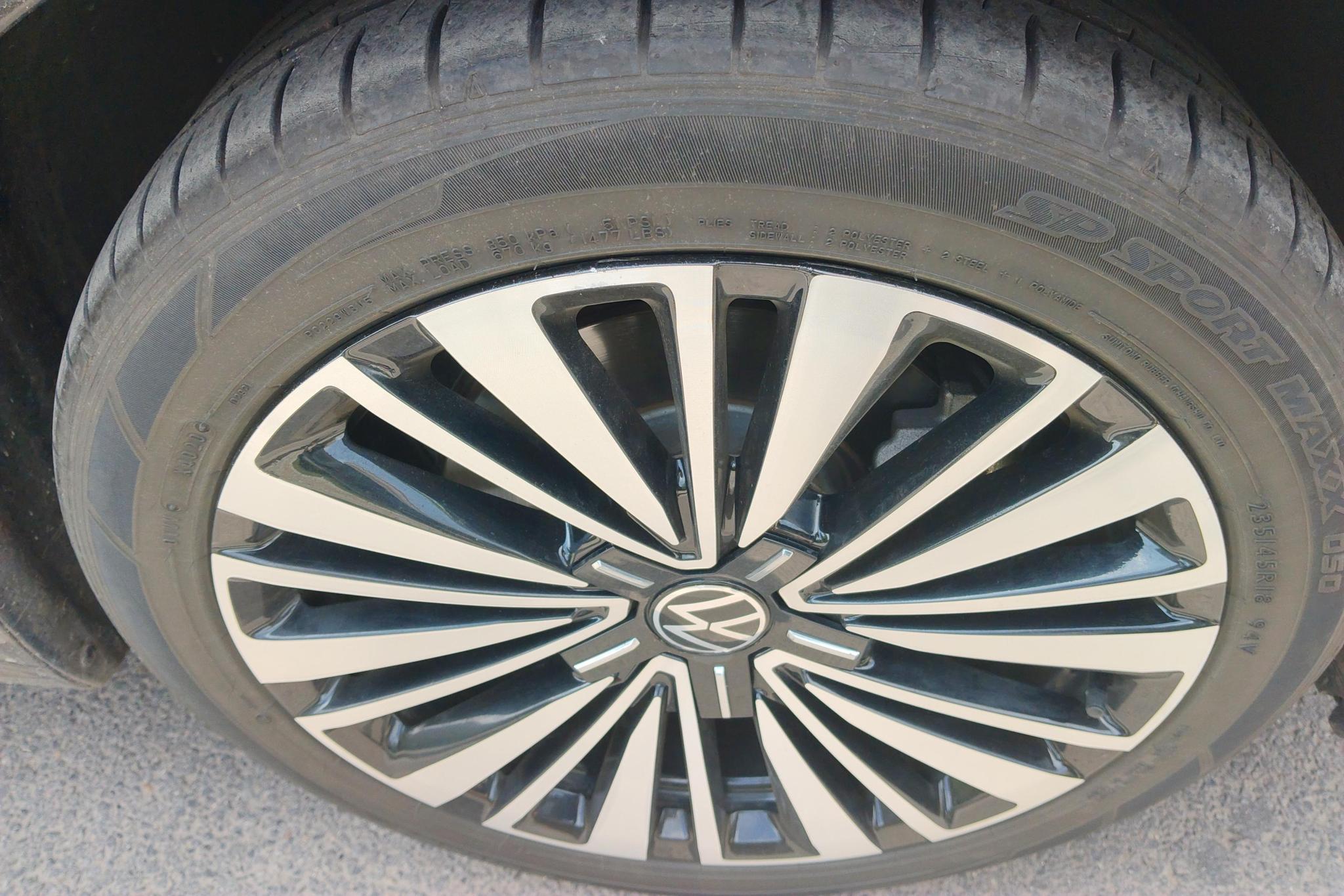 Volkswagen Passat 2020 330TSI Luxury VI